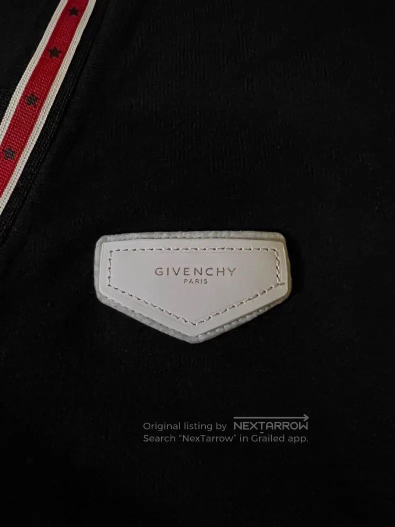Givenchy Givenchy Slogan badge five-pointed star pure wool cardigan Size US XL / EU 56 / 4 - 3 Thumbnail