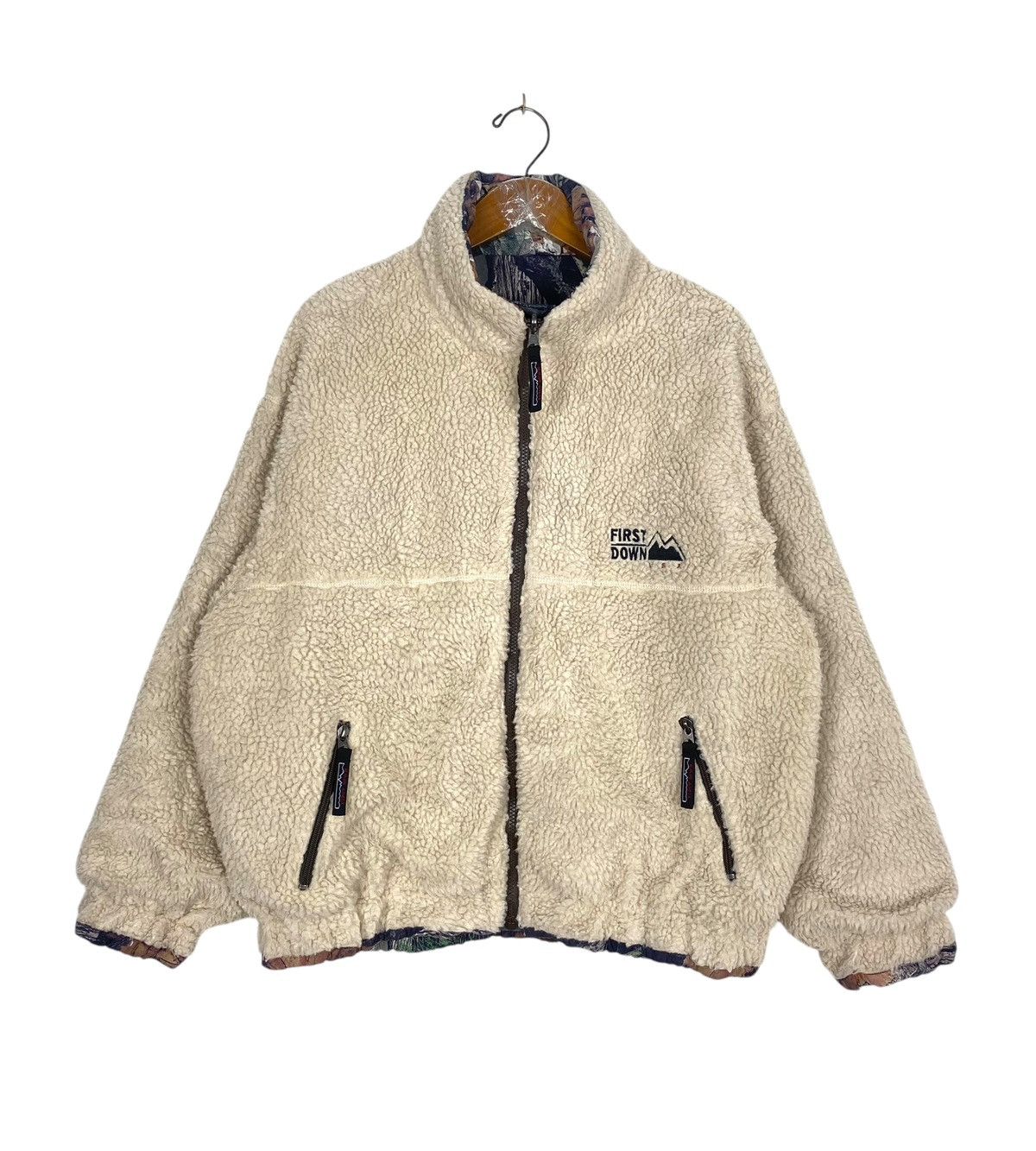 Japanese Brand First Down Reversible Real Tree Camo Deep Pile Boa Jacket Size US S / EU 44-46 / 1 - 9 Thumbnail