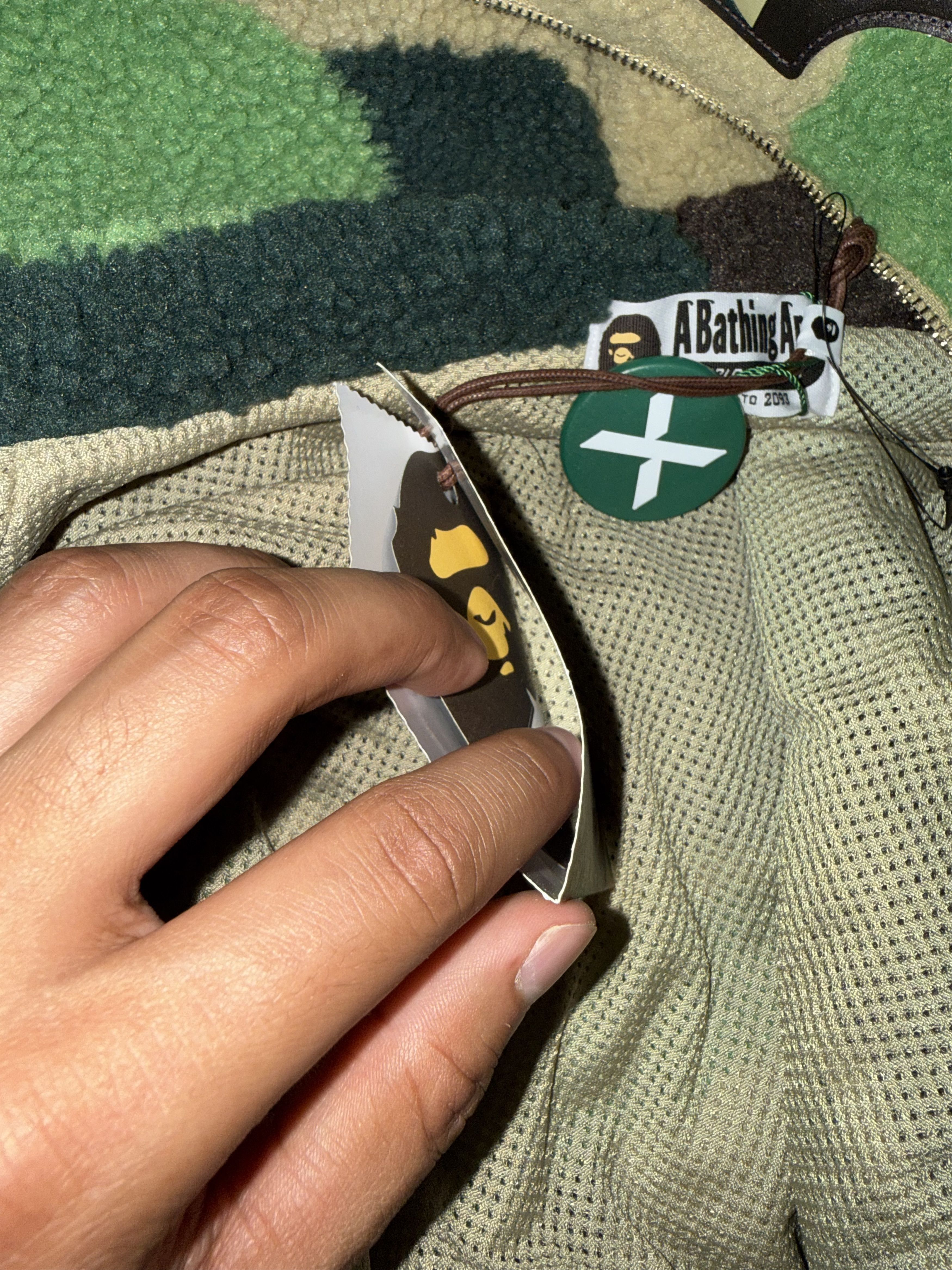 Bape BAPE COLOR CAMO SHARK FULL ZIP SHERPA HODDIE CAMO Size L Size US L / EU 52-54 / 3 - 7 Thumbnail