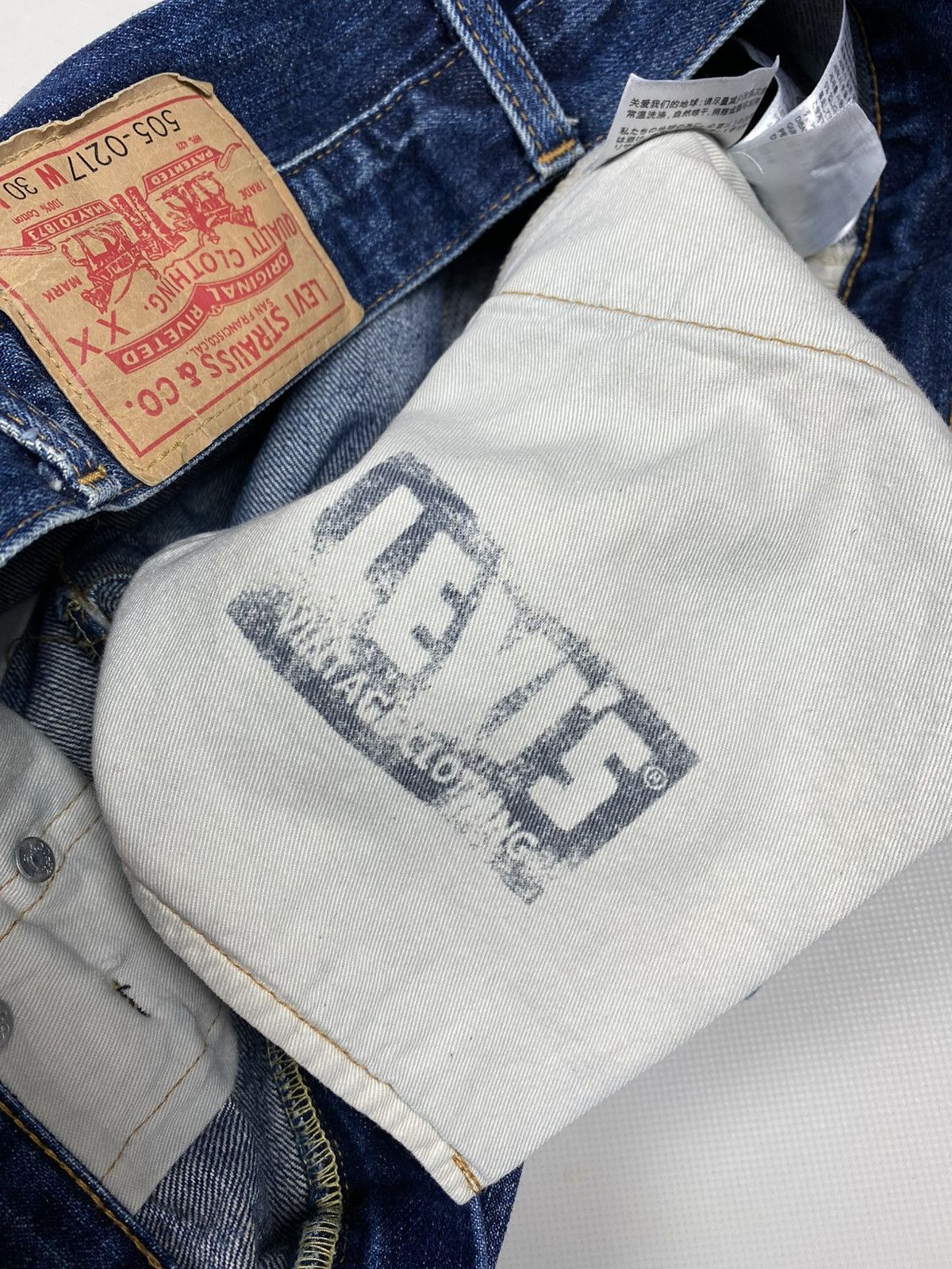 Levi's Vintage Clothing Levis Vintage Clothing 505-0217 Selvedge Denim Big E Jeans Size US 30 / EU 46 - 25 Thumbnail