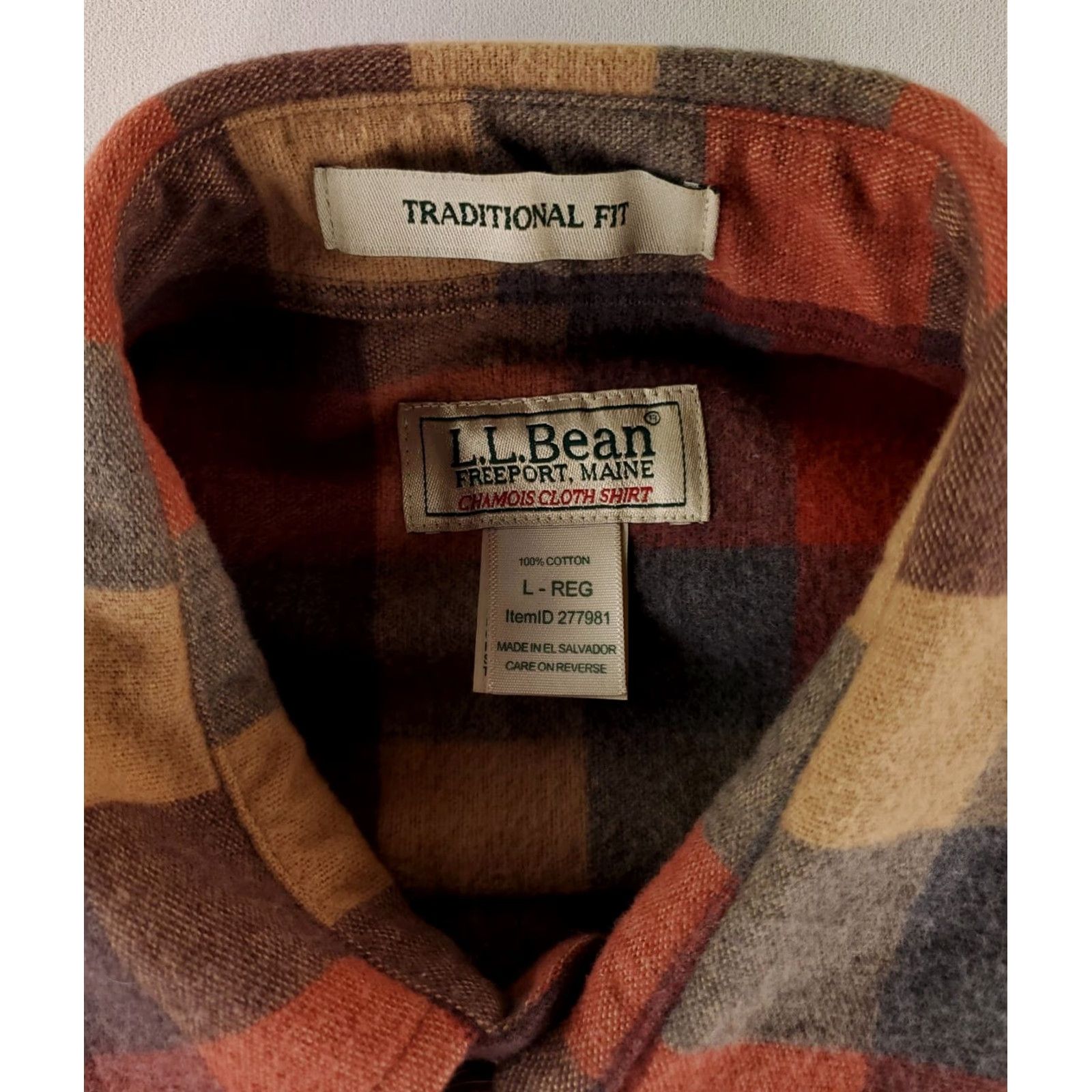 Vintage LL Bean Chamois Button Up Shirt Plaid Check Red Brown Gray Long Sleeve Mens L Size US L / EU 52-54 / 3 - 2 Thumbnail