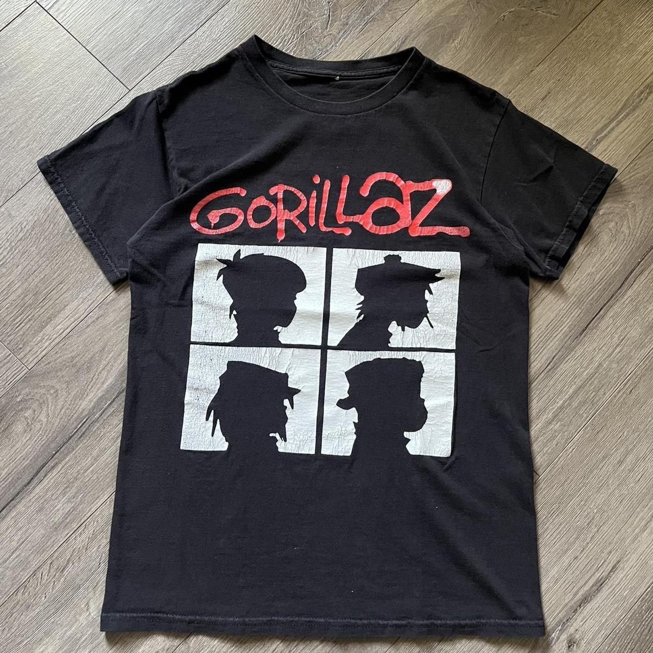 Vintage VINTAGE Y2K Gorillaz silhouette black fader band Tshirt Size US S / EU 44-46 / 1 - 1 Thumbnail