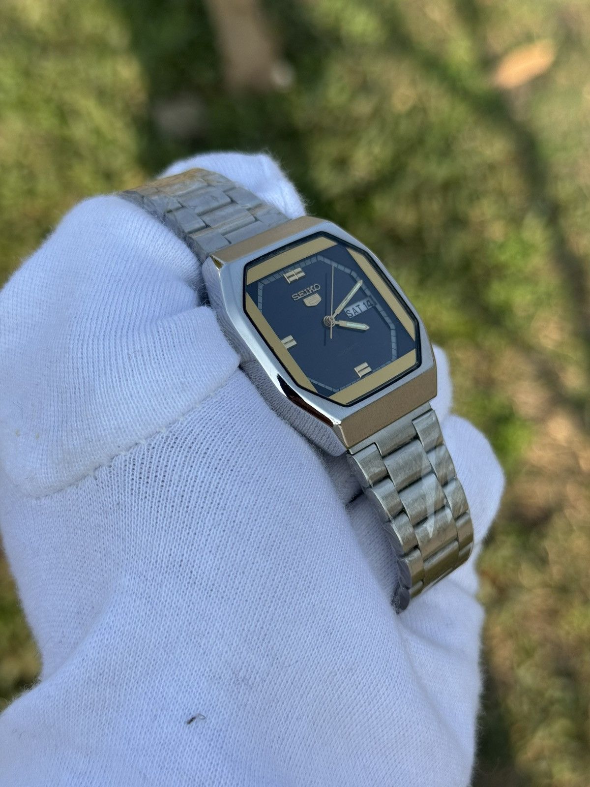 Seiko Vintage Seiko 5 Automatic black dial |Cushion Case |Japan Size 36 - 3 Thumbnail