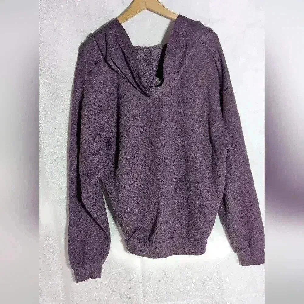 Fruit Of The Loom Fruit of the Loom Purple hoodie. Ladies sz L Size L / US 10 / IT 46 - 4 Thumbnail