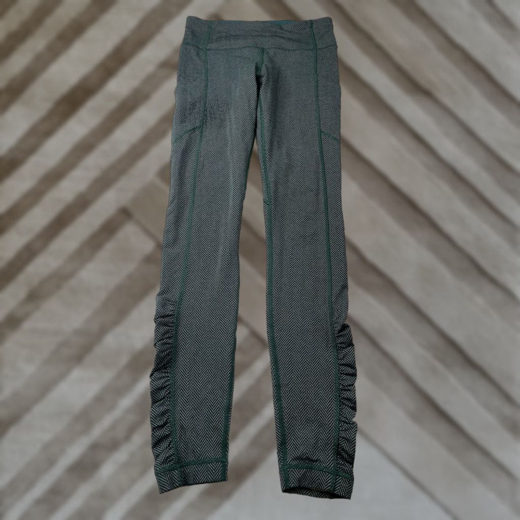 Lululemon Lululemon Speed Tight Leggings Size 4 Green Herringbone Compression Pull On Pocket Skinny Women Activewear Athleisure Gym Training Running Yoga Size 27" / US 4 / IT 40 - 1 Thumbnail
