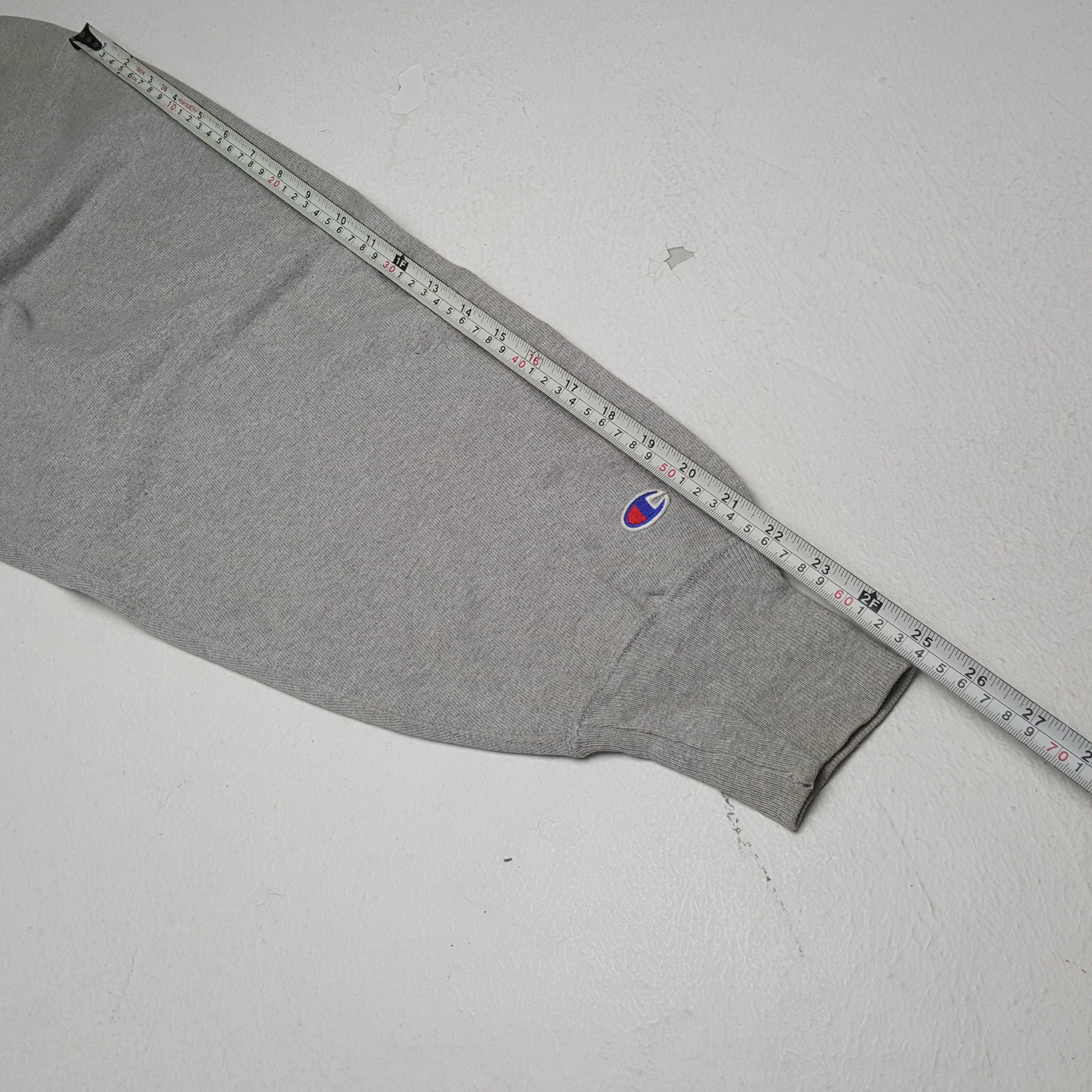 Champion × Vintage Vintage CHAMPION Reverse Weave Sportswear Sweatshirts Size US L / EU 52-54 / 3 - 5 Thumbnail