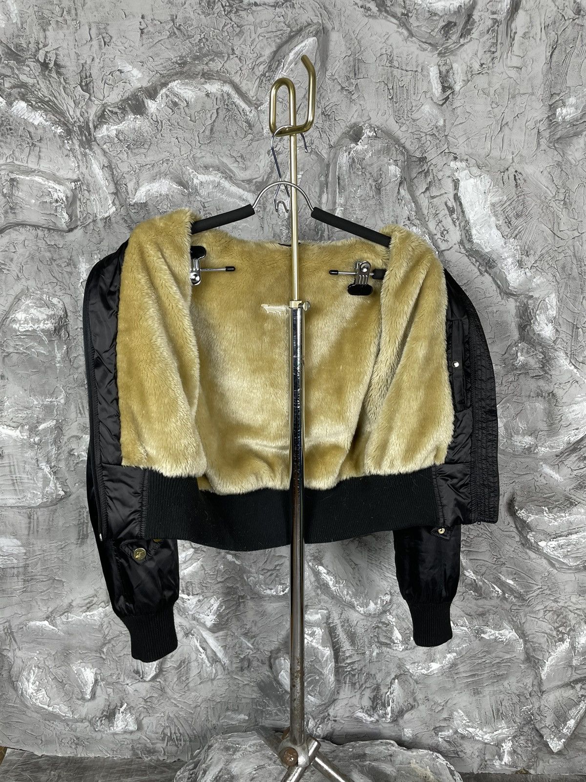 If Six Was Nine × Japanese Brand 2000s Fur Japanese Cropped Bomber Y2K Hysteric Glamour Style Size US S / EU 44-46 / 1 - 15 Thumbnail