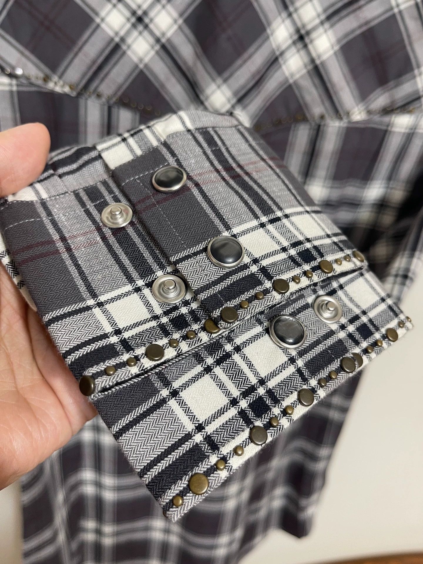 Dolce & Gabbana DG Slim Fit Check Herringbone Brushed Beaded Shirt Size US M / EU 48-50 / 2 - 5 Thumbnail