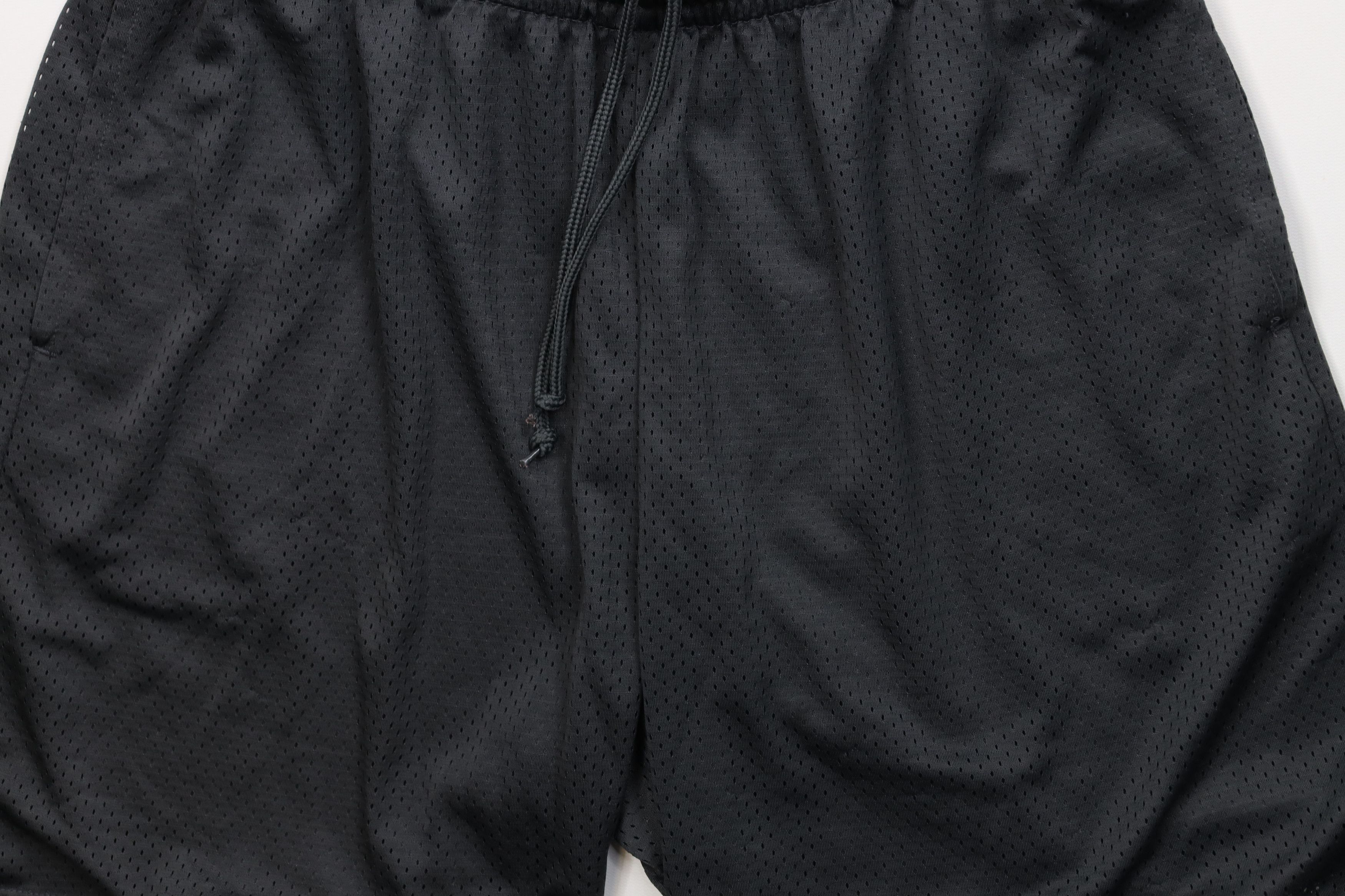 Vintage Vintage Y2K Streetwear Above Knee Gym Basketball Shorts Gray Size US 34 / EU 50 - 3 Thumbnail