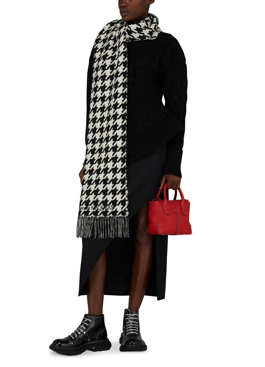 Alexander McQueen o1y0325 Midi Skirt in Black Size 27" / US 4 / IT 40 - 6 Thumbnail