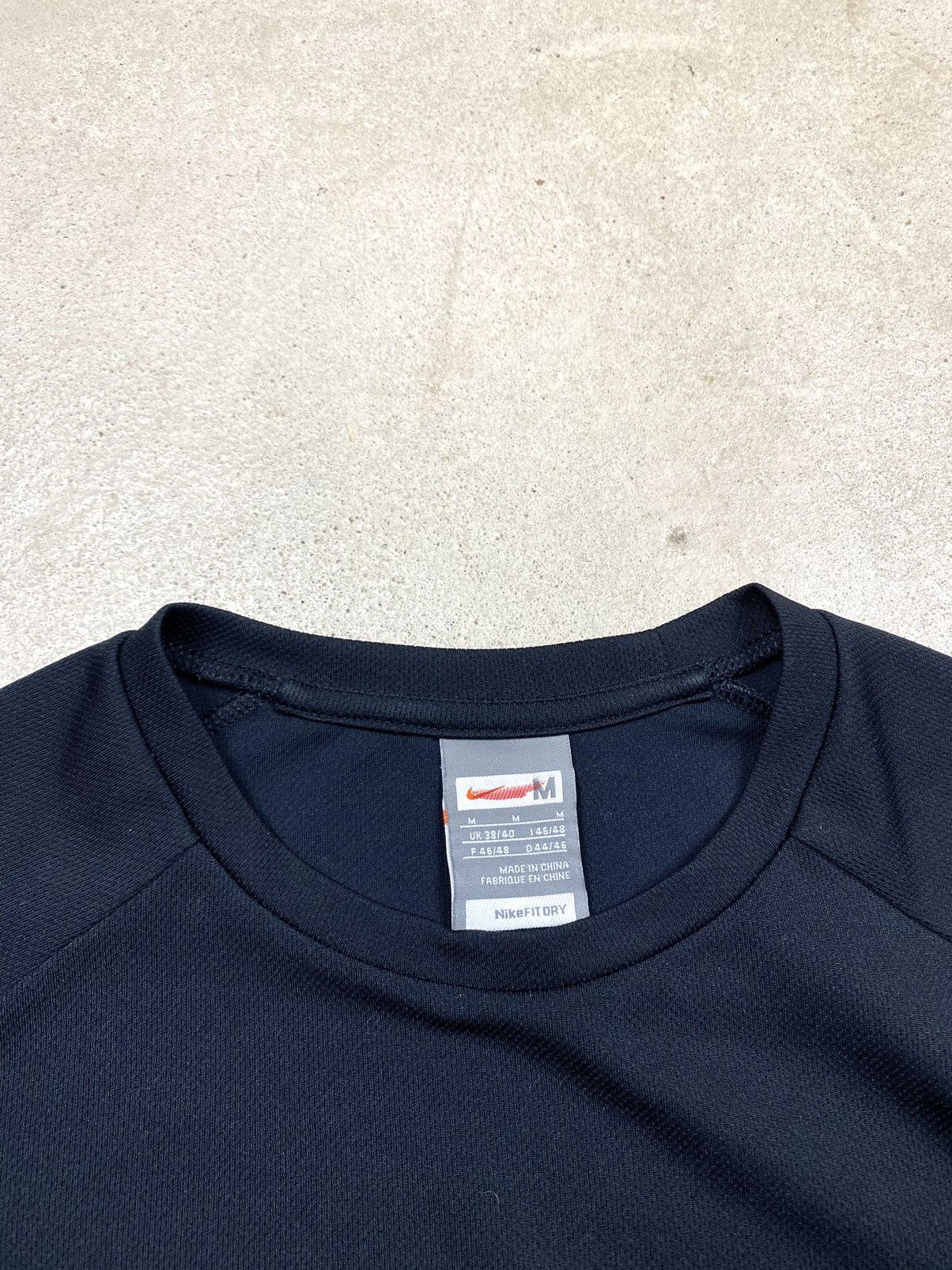 Nike Y2K 00’s Vintage Nike Tee Shirt Court Tn Zm Hype Size US M / EU 48-50 / 2 - 5 Thumbnail
