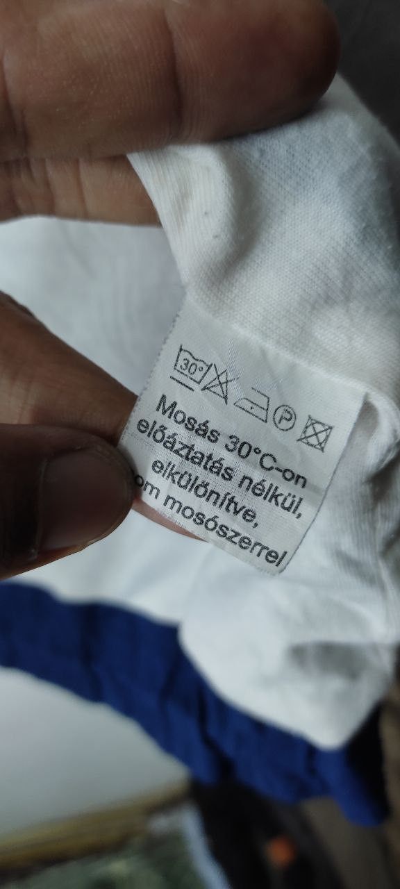 Vintage VINTAGE ADIDAS 90S MADE IN HUNGARY SLEEVELESS JACKET Size US M / EU 48-50 / 2 - 10 Thumbnail