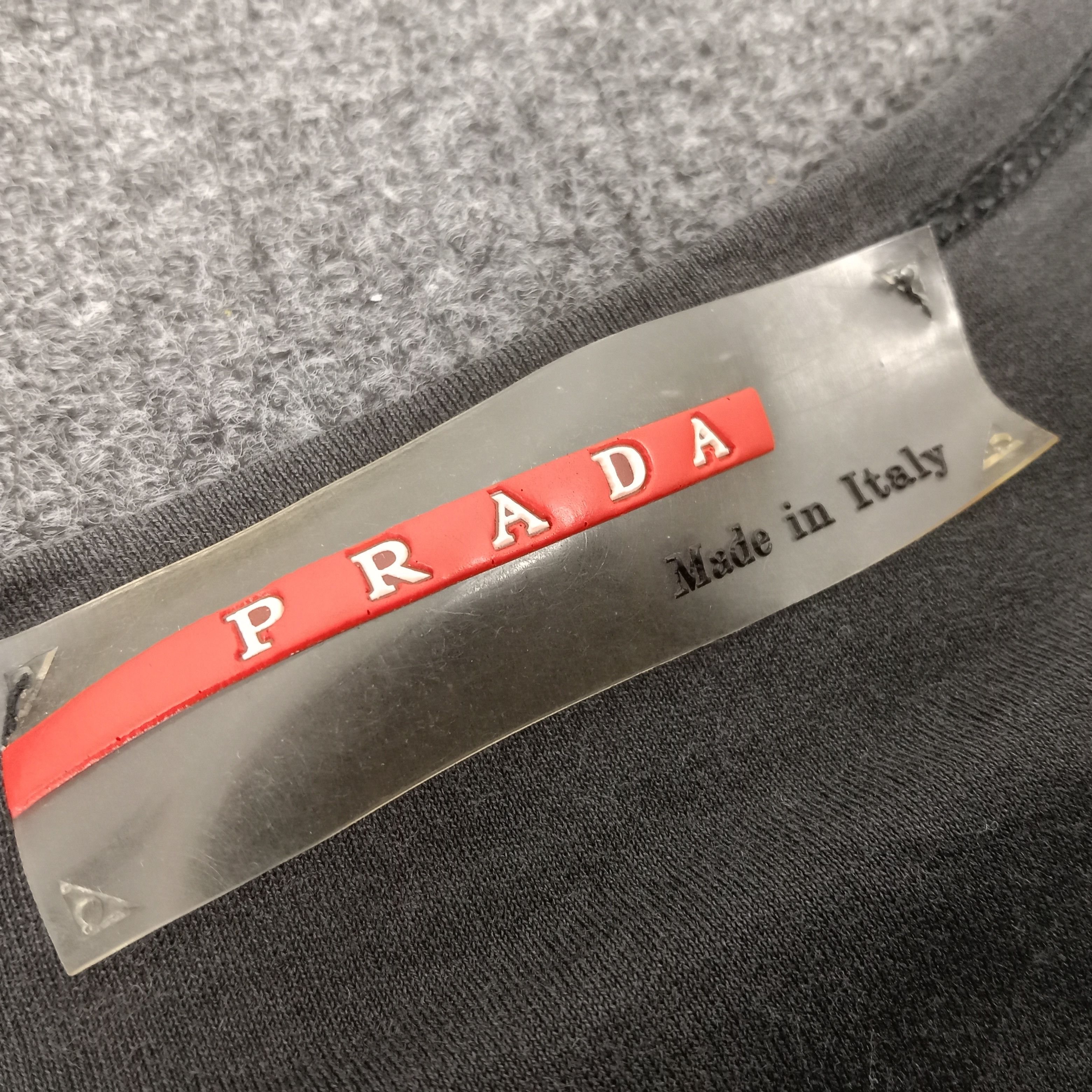 Prada × Vintage Prada Italian Luxury Brand Tshirt Size M / US 6-8 / IT 42-44 - 4 Thumbnail