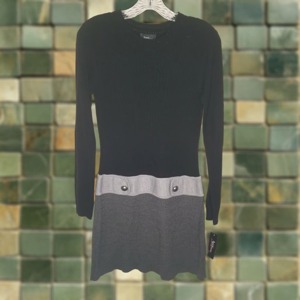 Vintage VINTAGE Amy Wear Women's Sweater Dress Short Sleeve Black Gray Size Medium NWT Dress Size M / US 6-8 / IT 42-44 - 1 Thumbnail