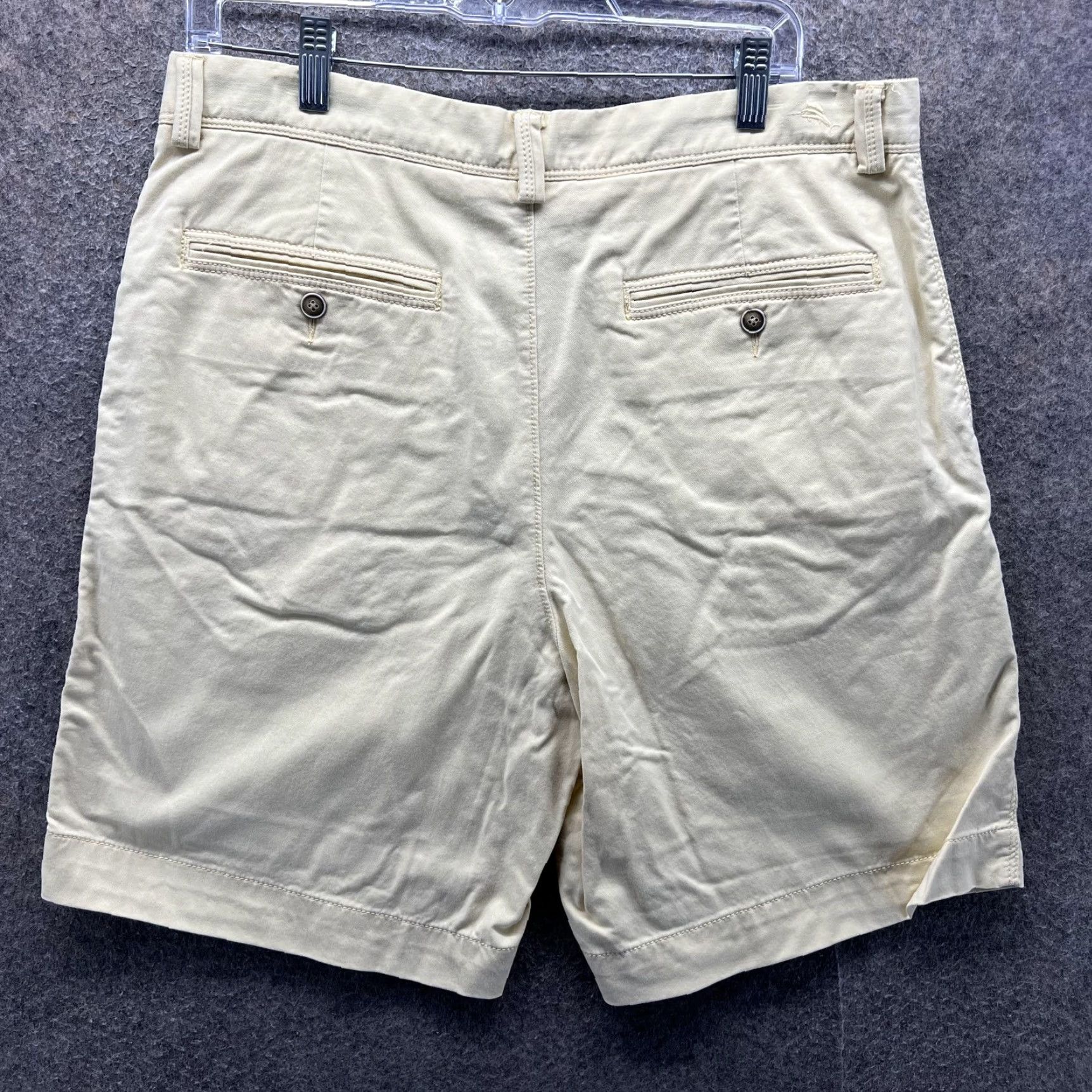 Tommy Bahama Tommy Bahama Shorts Mens 33 Beige Stretch Chino Flat Front Casual 10 Inseam Mens Beige Cotton Lyocell Spandex 33 Inseam Size US 33 - 7 Thumbnail