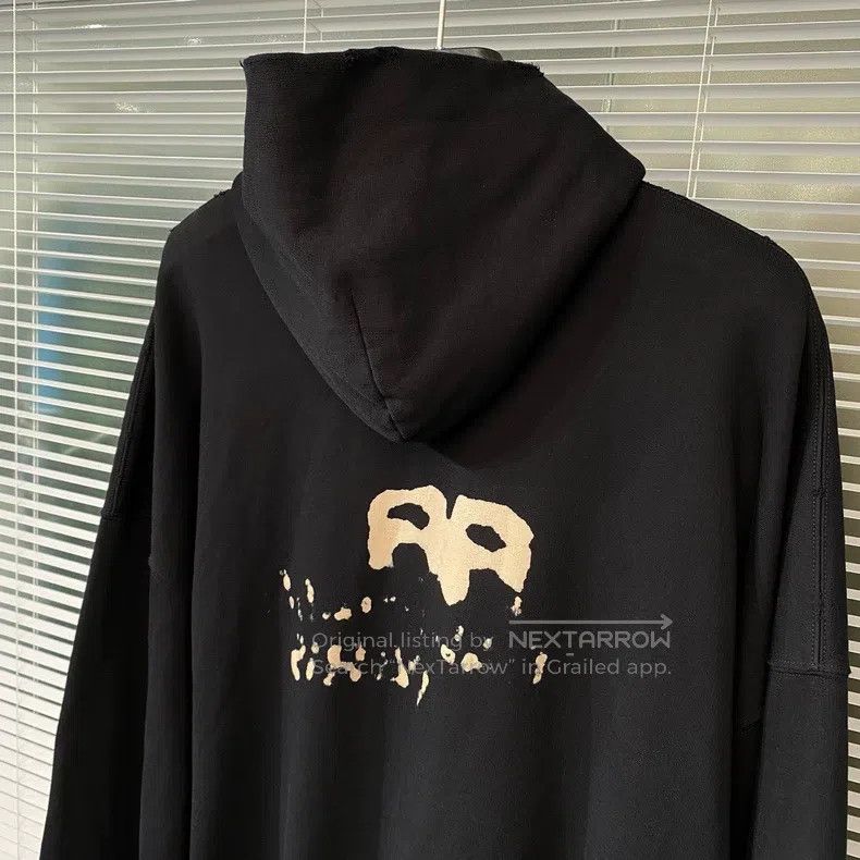 Balenciaga Balenciaga Sweatshirt with graffiti splash letter logo Size US XL / EU 56 / 4 - 4 Thumbnail