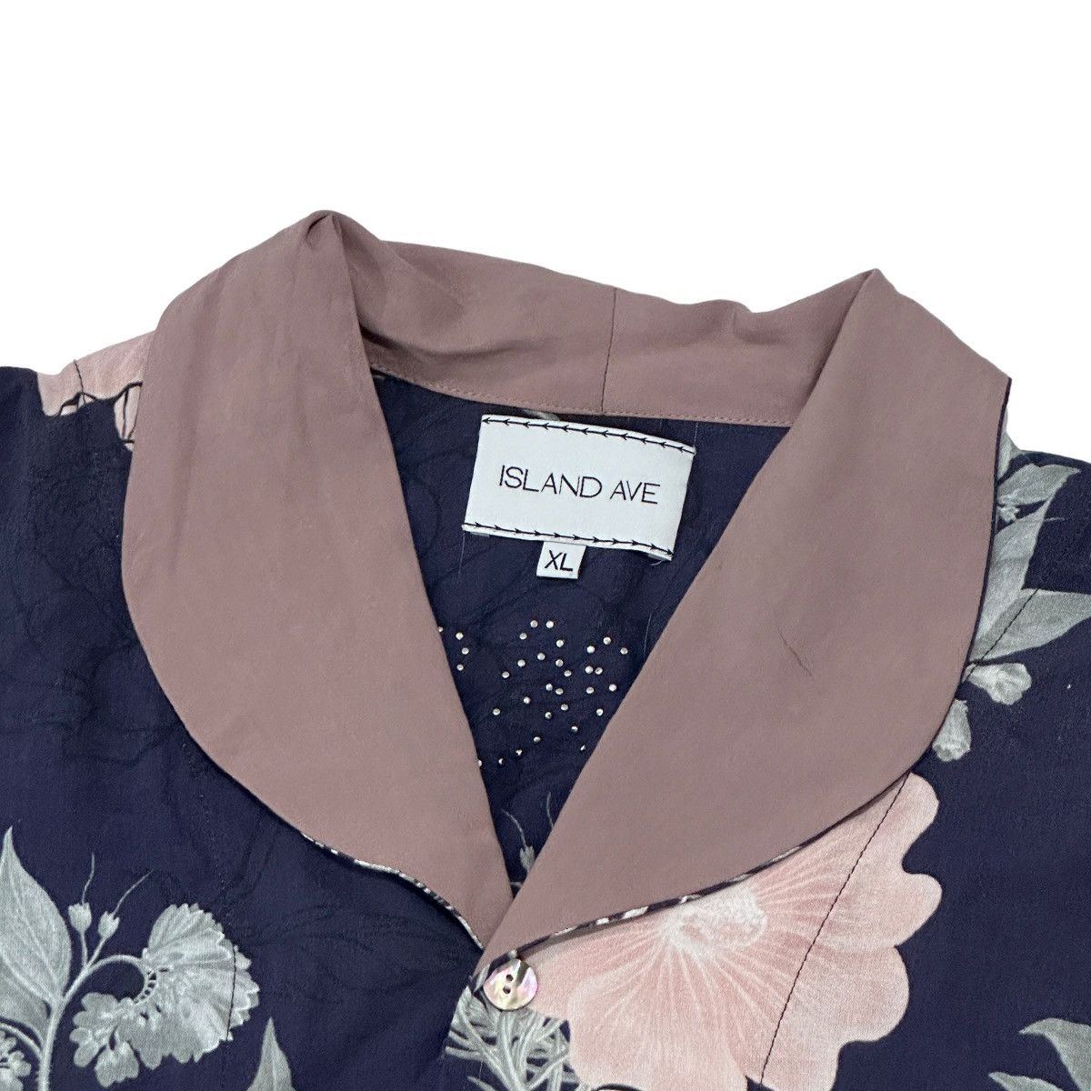 Other Island Ave pearl Embellished Logo Hawaiian Floral Shirt Size US XL / EU 56 / 4 - 6 Thumbnail