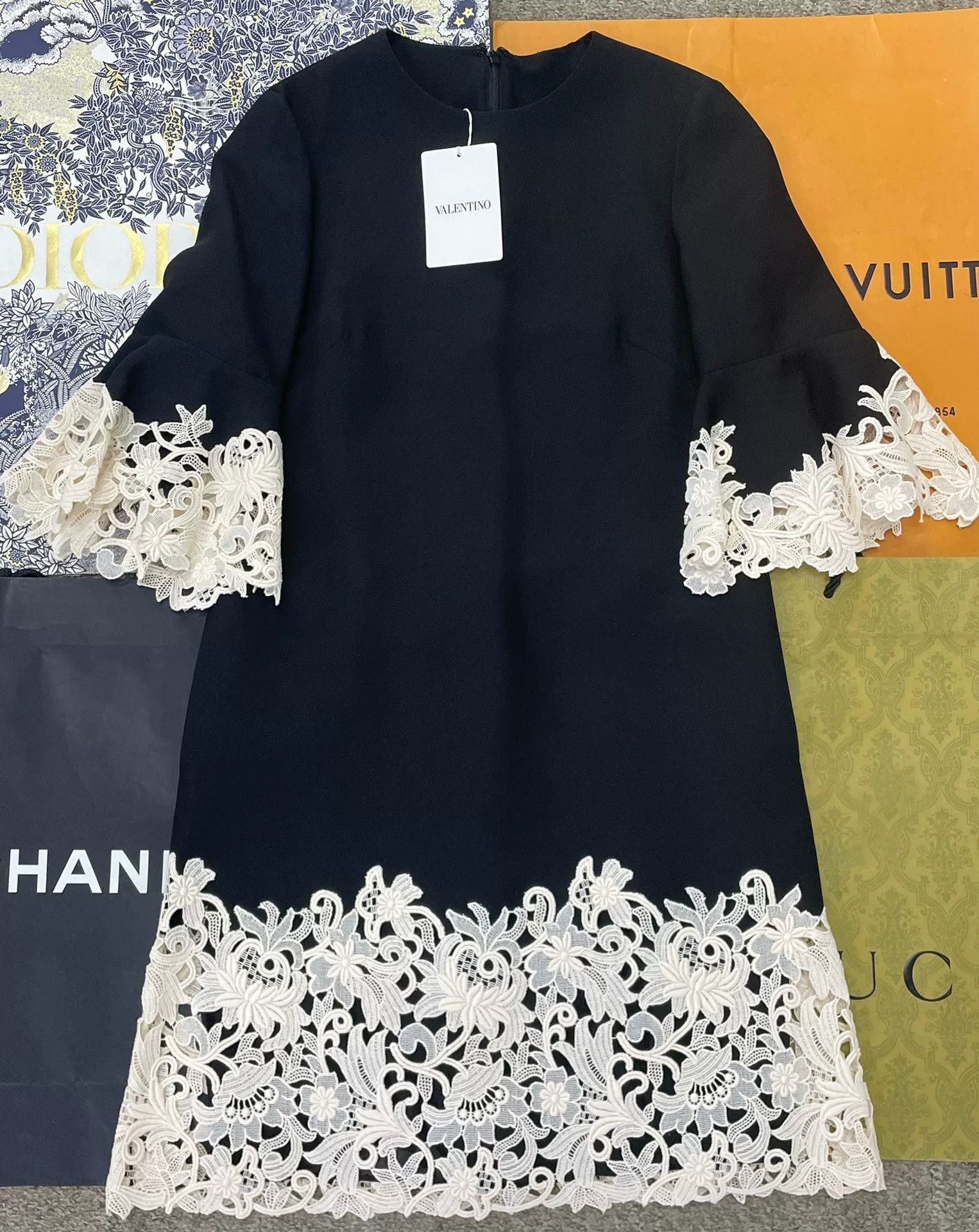 Valentino Valentino Black White Lace Dress Size US 38 / EU 54 - 1 Thumbnail