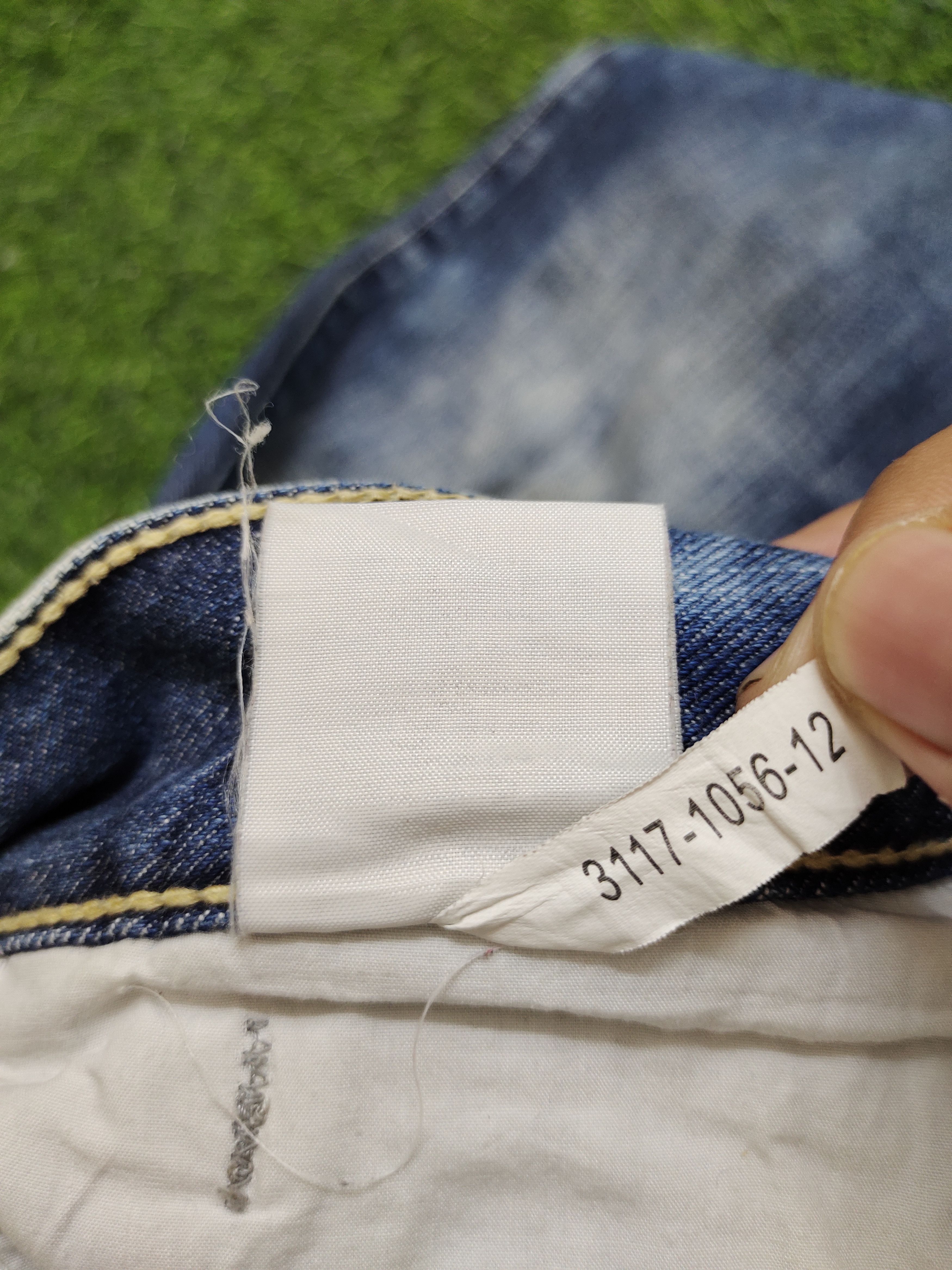 GOSTAR DE FUGA Vintage Y2k Mustang Clawmark Faded Denim Pants Size US 31 - 19 Thumbnail