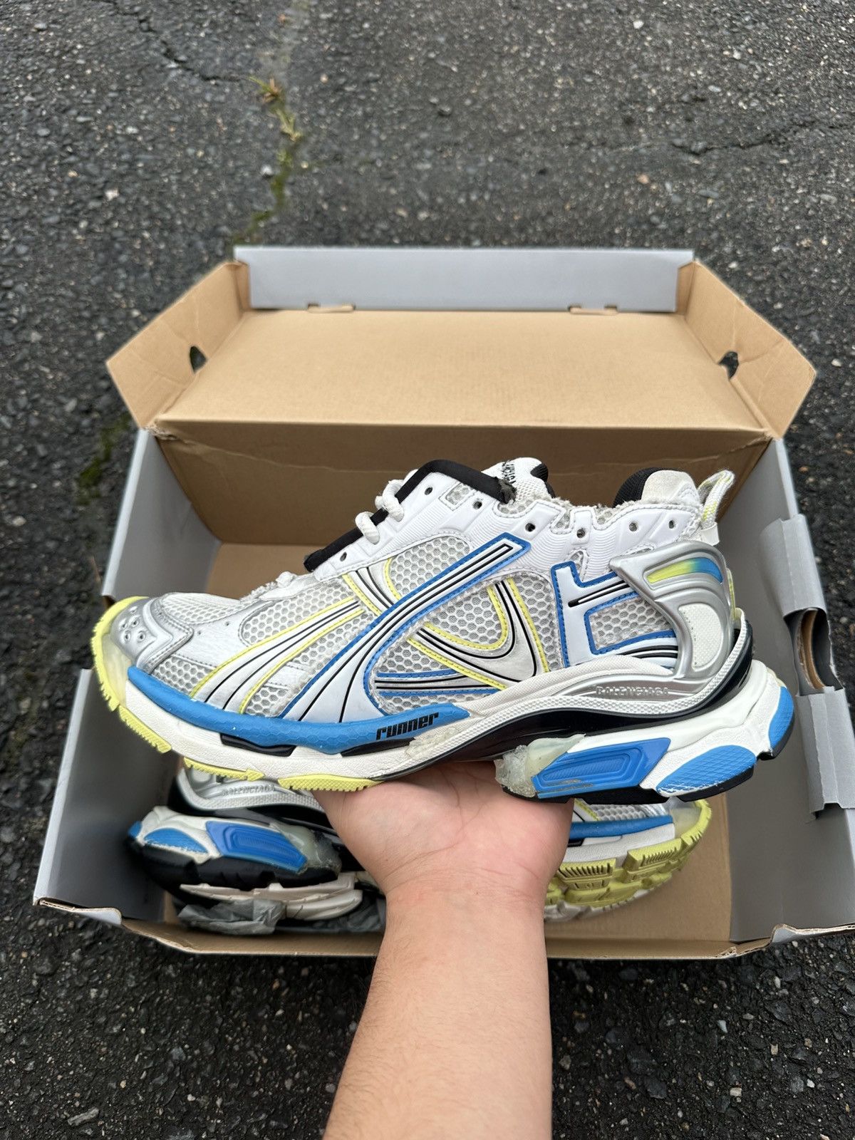 Balenciaga Balenciaga Runner Grey/Blue Size US 12 / EU 45 - 10 Thumbnail