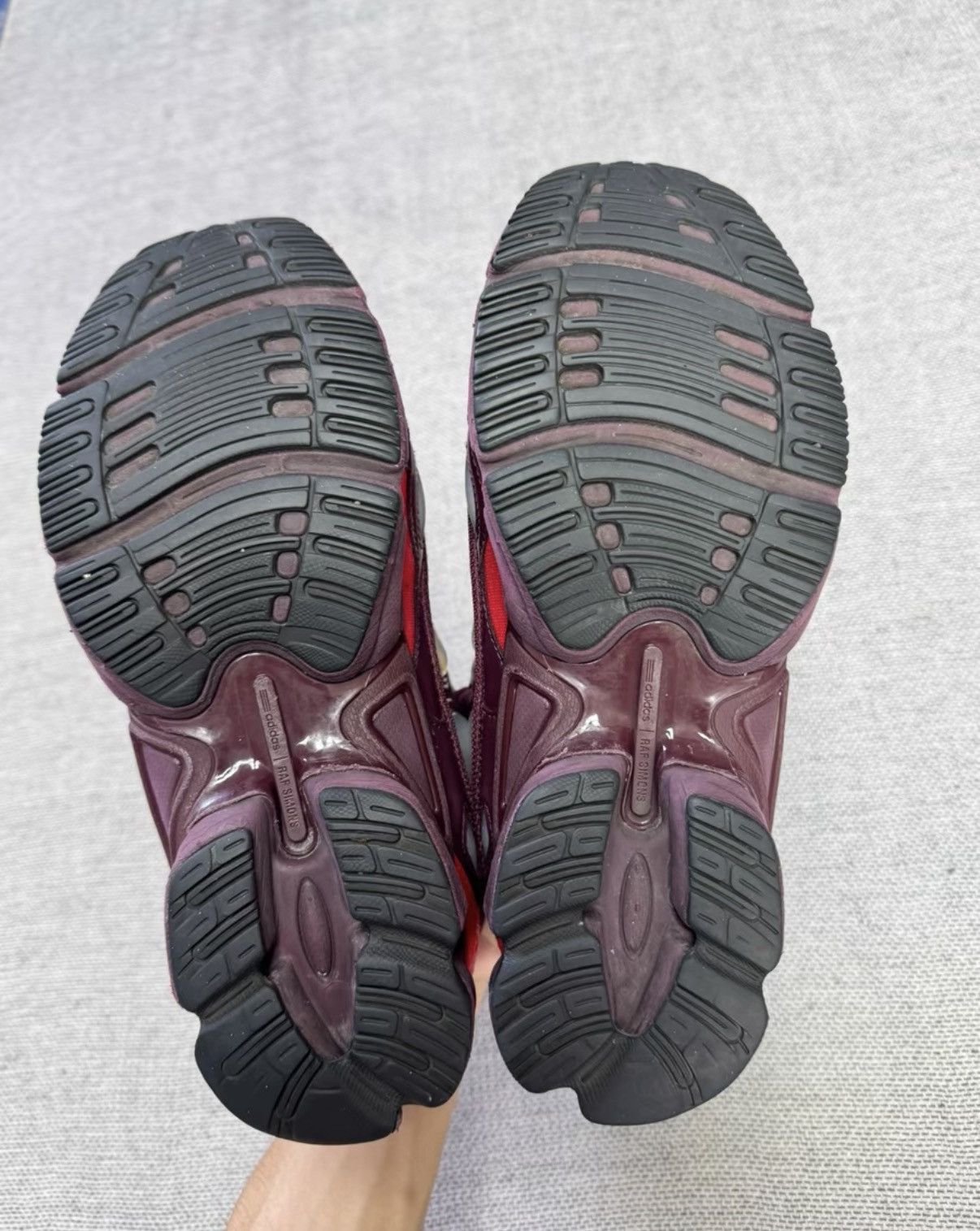 Adidas Adidas Raf Simons Ozweego Burgundy colorway K37 Size US 8 / EU 41 - 7 Thumbnail