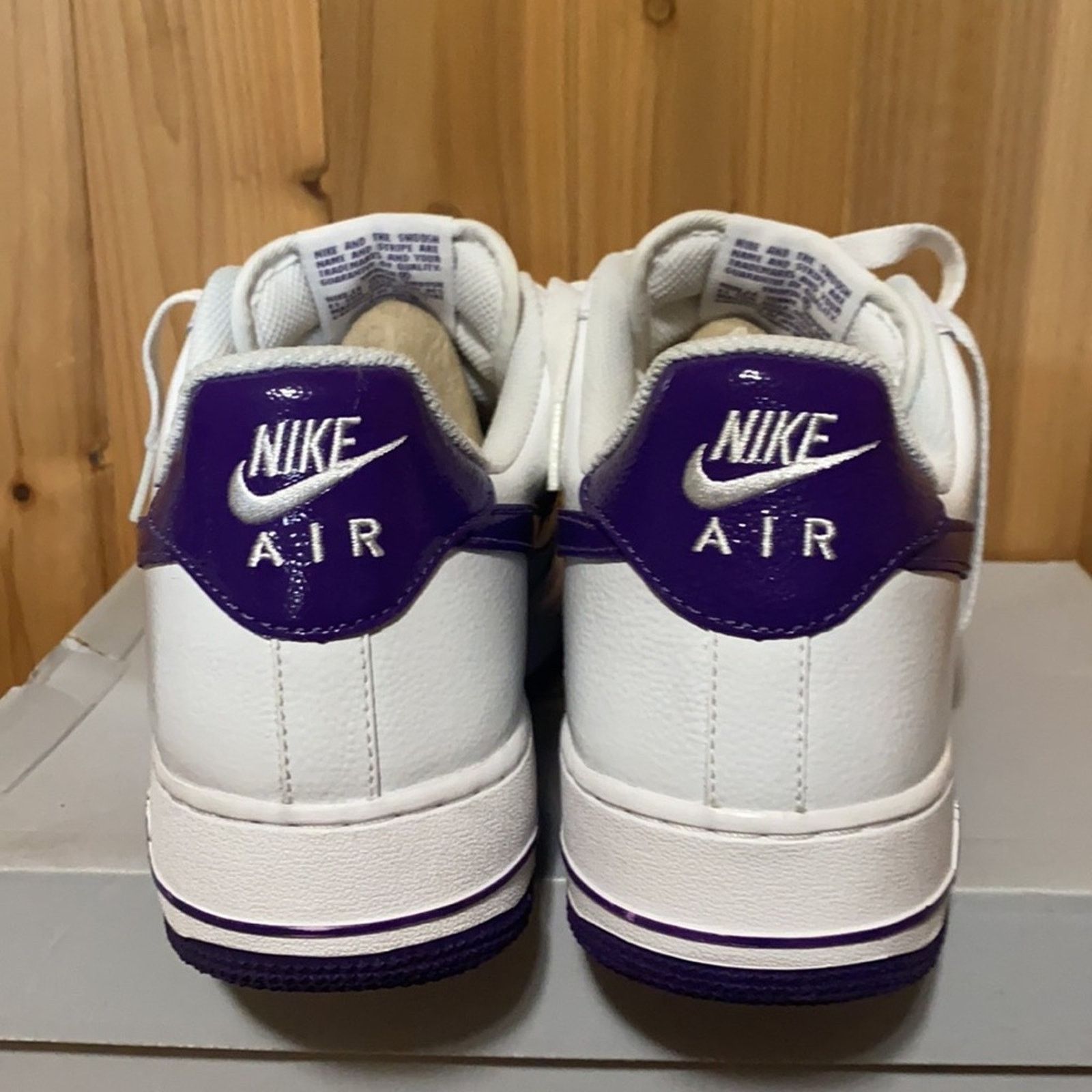 Nike 2011 Nike Air Force 1 patent club purple Size US 9 / EU 42 - 4 Thumbnail