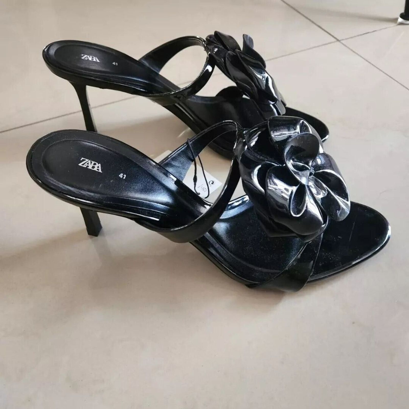 Zara ZARA Rosette Heels Strappy Sandals Feminine Statement Shoes Size US 7.5 / IT 37.5 - 14 Thumbnail