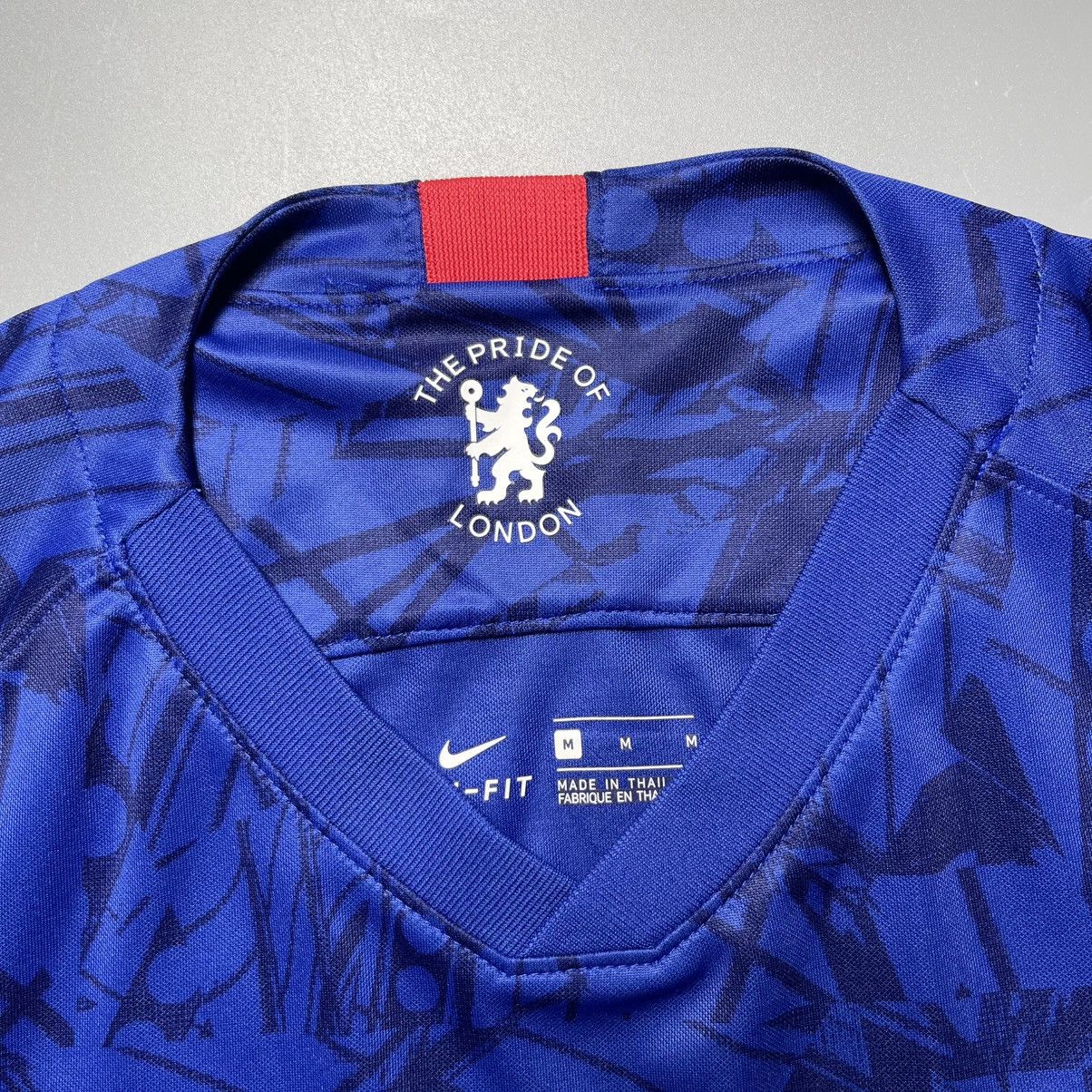 Nike CHELSEA NIKE 2019/2020 FOOTBALL HOME JERSEY #10 HAZARD Size US M / EU 48-50 / 2 - 5 Thumbnail
