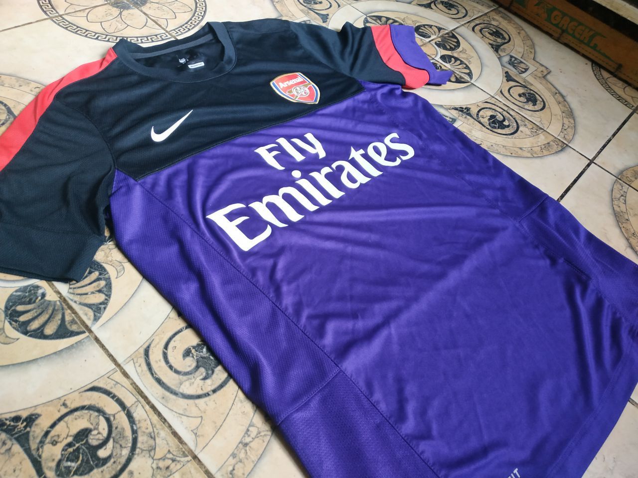 Nike Nike Arsenal 2012/13 Training Jersey Fly Emirates Purple M Size US M / EU 48-50 / 2 - 17 Thumbnail