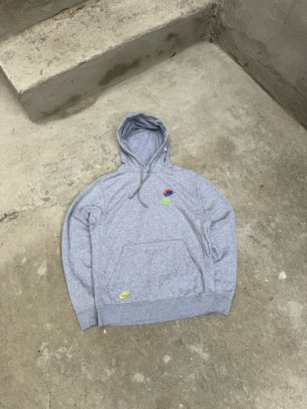 Nike VINTAGE RARE NIKE MULTILOGO HOODIE EMBROIDERY Size US S / EU 44-46 / 1 - 3 Thumbnail