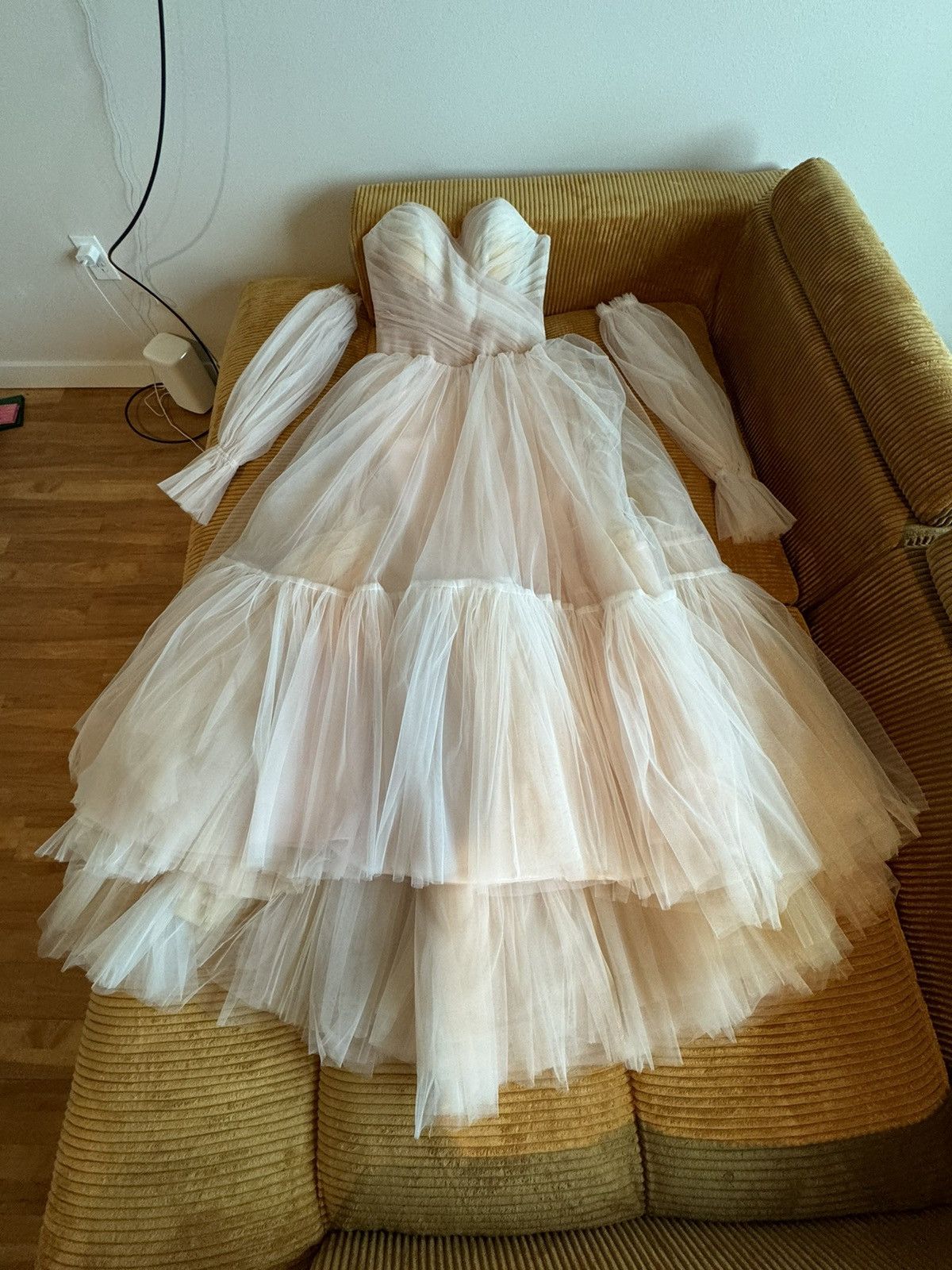 Other One of a kind custom made Wedding dress. Size L / US 10 / IT 46 - 1 Thumbnail