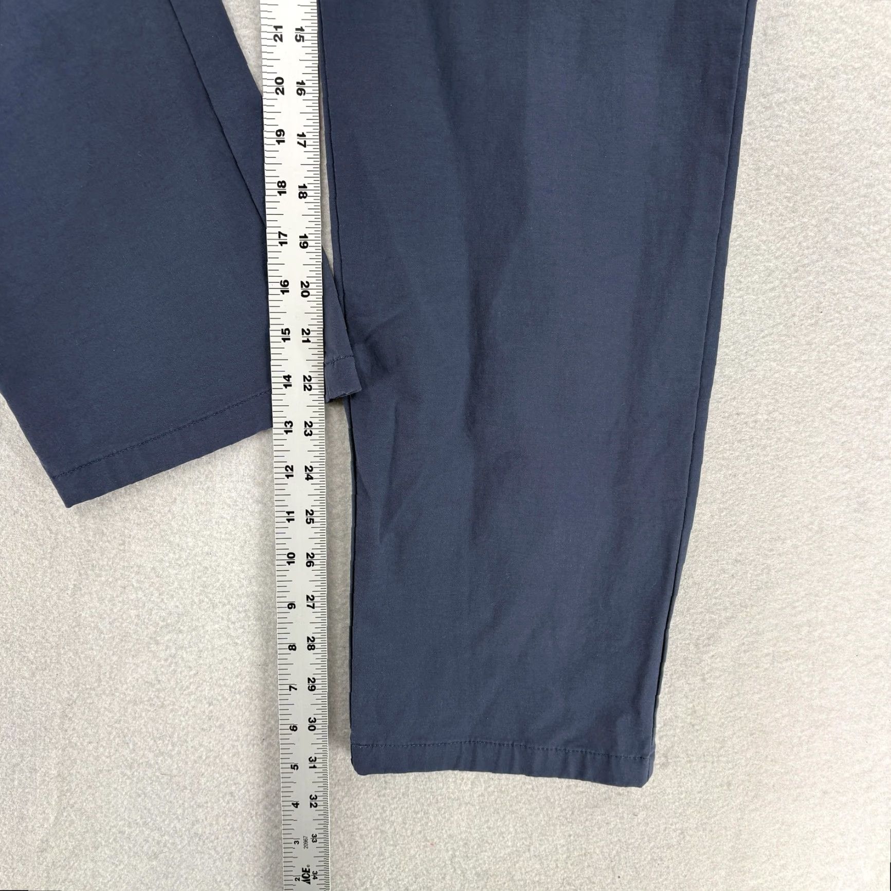 Vineyard Vines VINEYARD VINES OTG On-The-Go Pants Mens 35x32 Blue Chino Stretch Cotton Nylon Spandex Casual Flat Front Pockets Zip Pant Mens Blue 35 32 Size US 35 - 7 Thumbnail