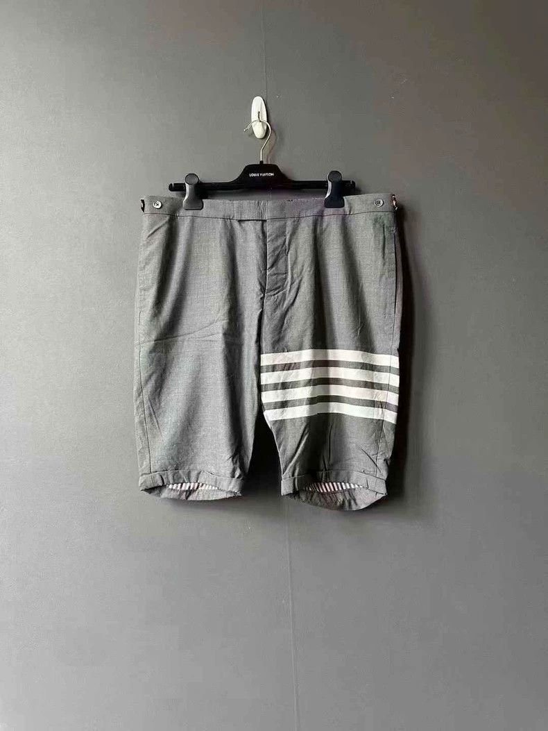 Thom Browne Thom Browne size4 Gray wool suit pants Size US 28 / EU 44 - 1 Thumbnail