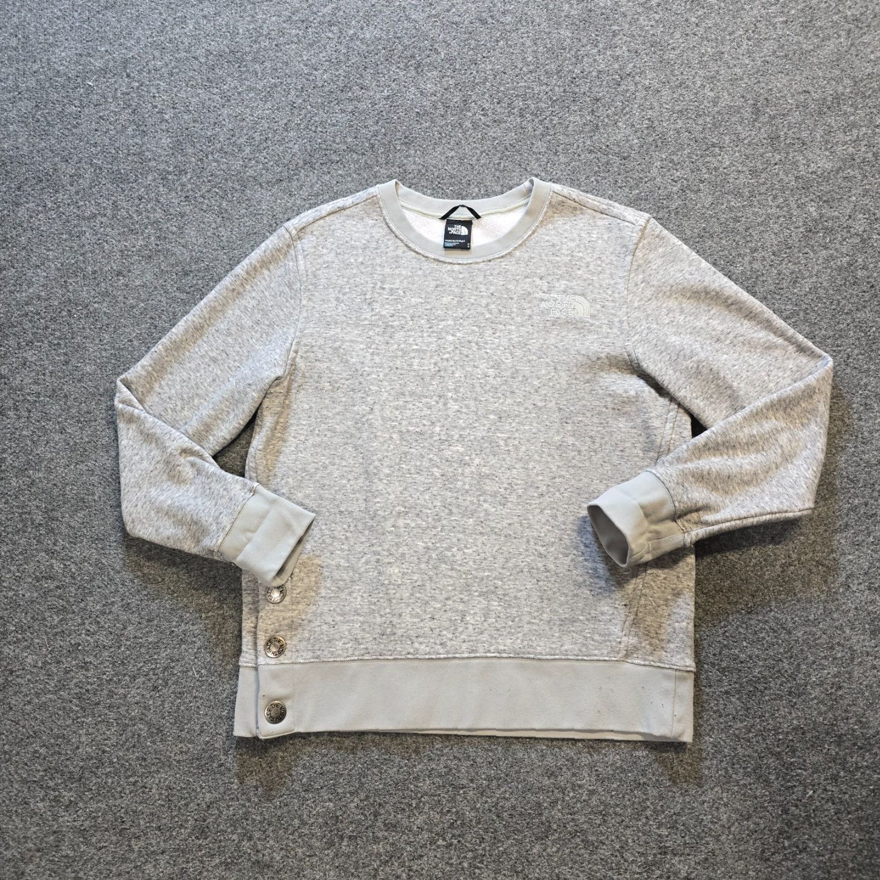 The North Face The North Face Sweater Womens Size Medium Gray Crew Neck Sweatshirt Buttons Casual Size M / US 6-8 / IT 42-44 - 2 Thumbnail