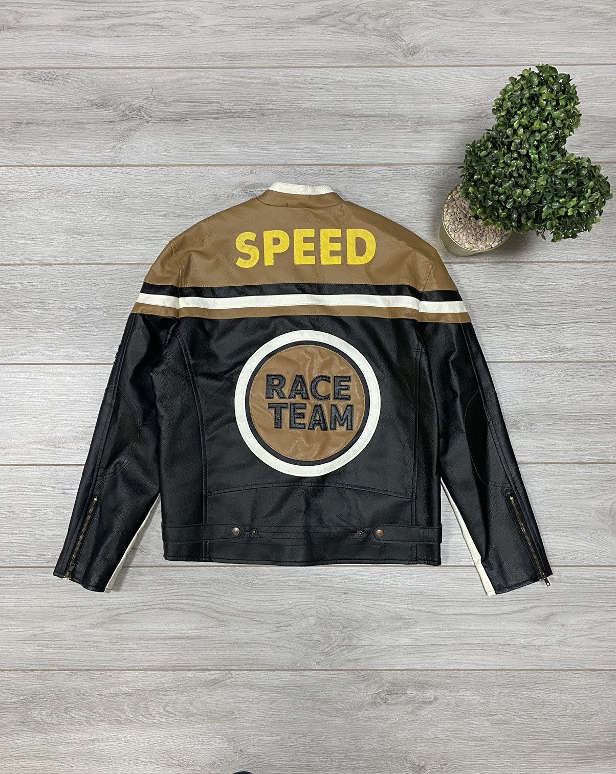 Vintage Race team speed badges eco leather jacket Size US L / EU 52-54 / 3 - 2 Thumbnail