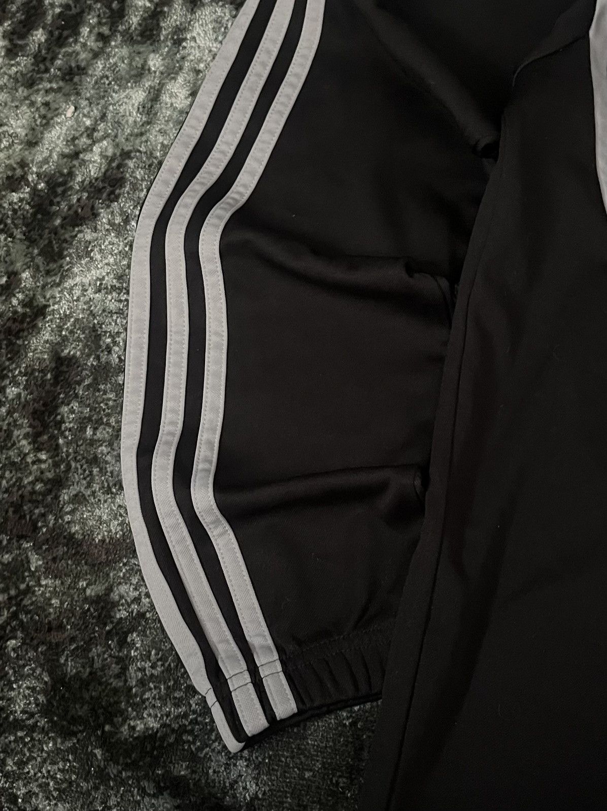 Adidas 2008–09 Liverpool FC Adidas Sweat Top – Size S (Fits S–M) Size US S / EU 44-46 / 1 - 5 Thumbnail