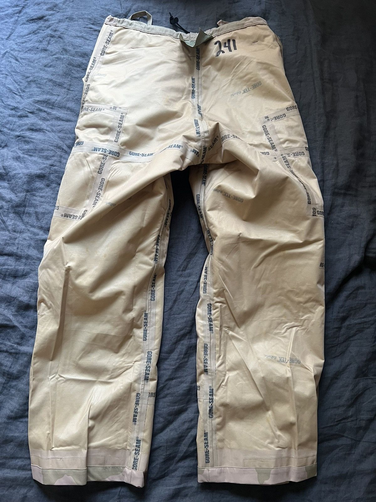 Vintage Vintage Desert Camo Gore-Tex Pants Size US 30 / EU 46 - 8 Thumbnail