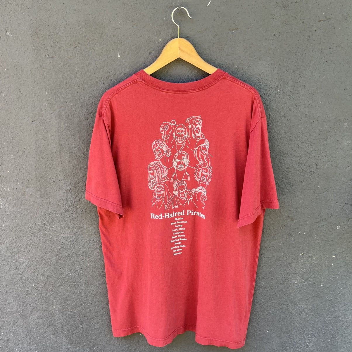 Uniqlo Thrashed Faded Res-Haired Pirates One Piece X Uniqlo Tee Size US XL / EU 56 / 4 - 1 Thumbnail