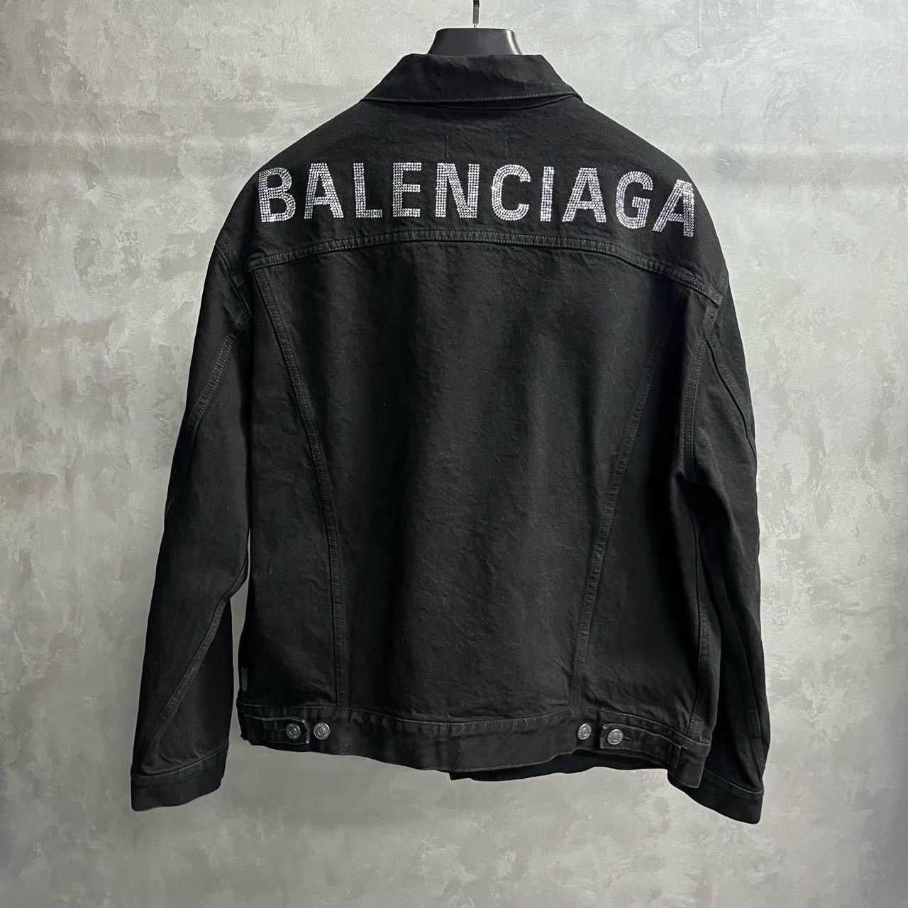 Balenciaga Balenciaga Retro Graphic Black Light Jacket xxs Men Size US XXS / EU 40 - 1 Thumbnail