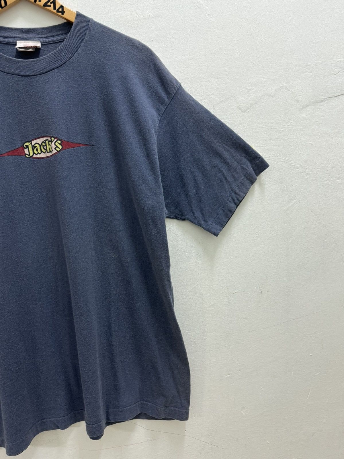 Vintage VINTAGE 90's JACK'S CENTRE LOGO SURFBOARDS SURFING TEE Size US L / EU 52-54 / 3 - 4 Thumbnail