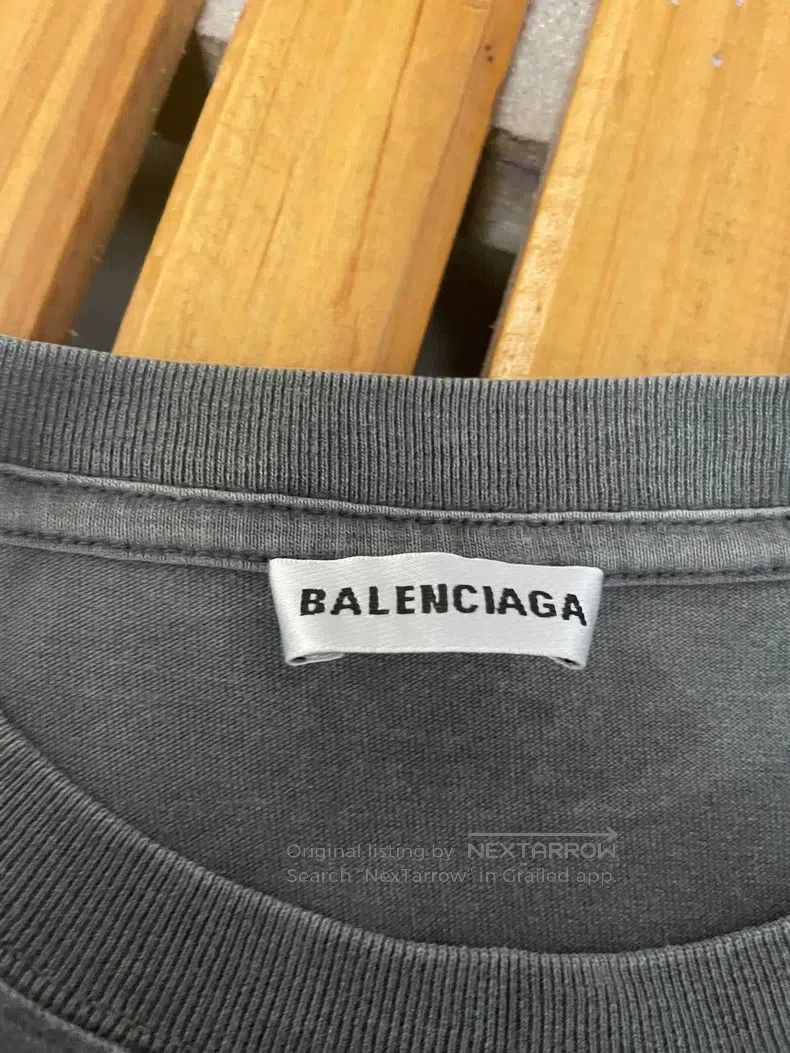 Balenciaga Balenciaga Distressed short-sleeved T-shirt Size US XS / EU 42 / 0 - 3 Thumbnail