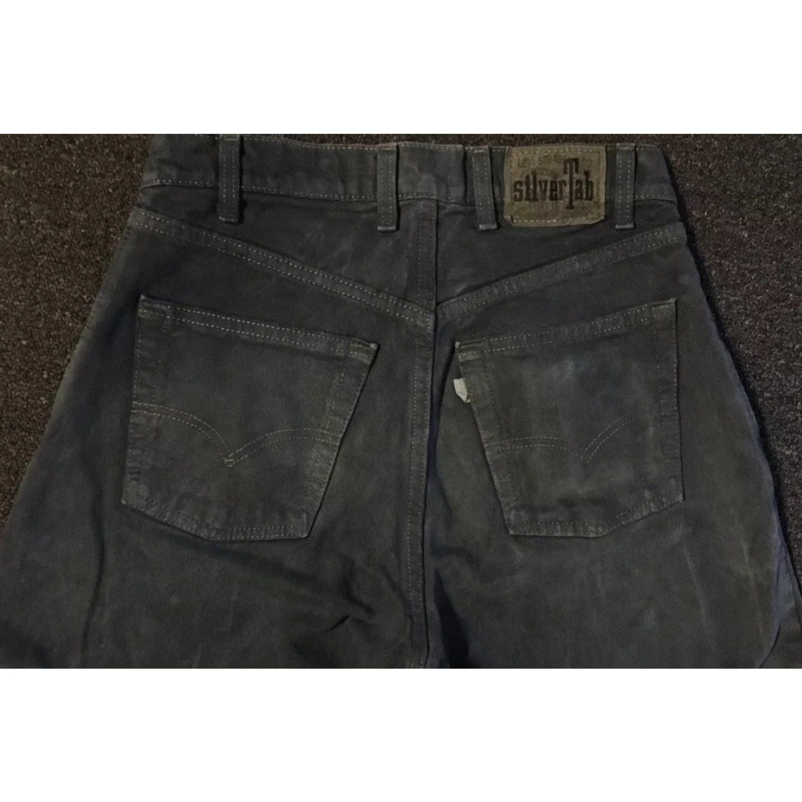 Levi's VINTAGE Levis Silvertab 90s Faded Distress Baggy Jeans 29 USA Grunge Skate Big Boy Size US 29 - 6 Thumbnail