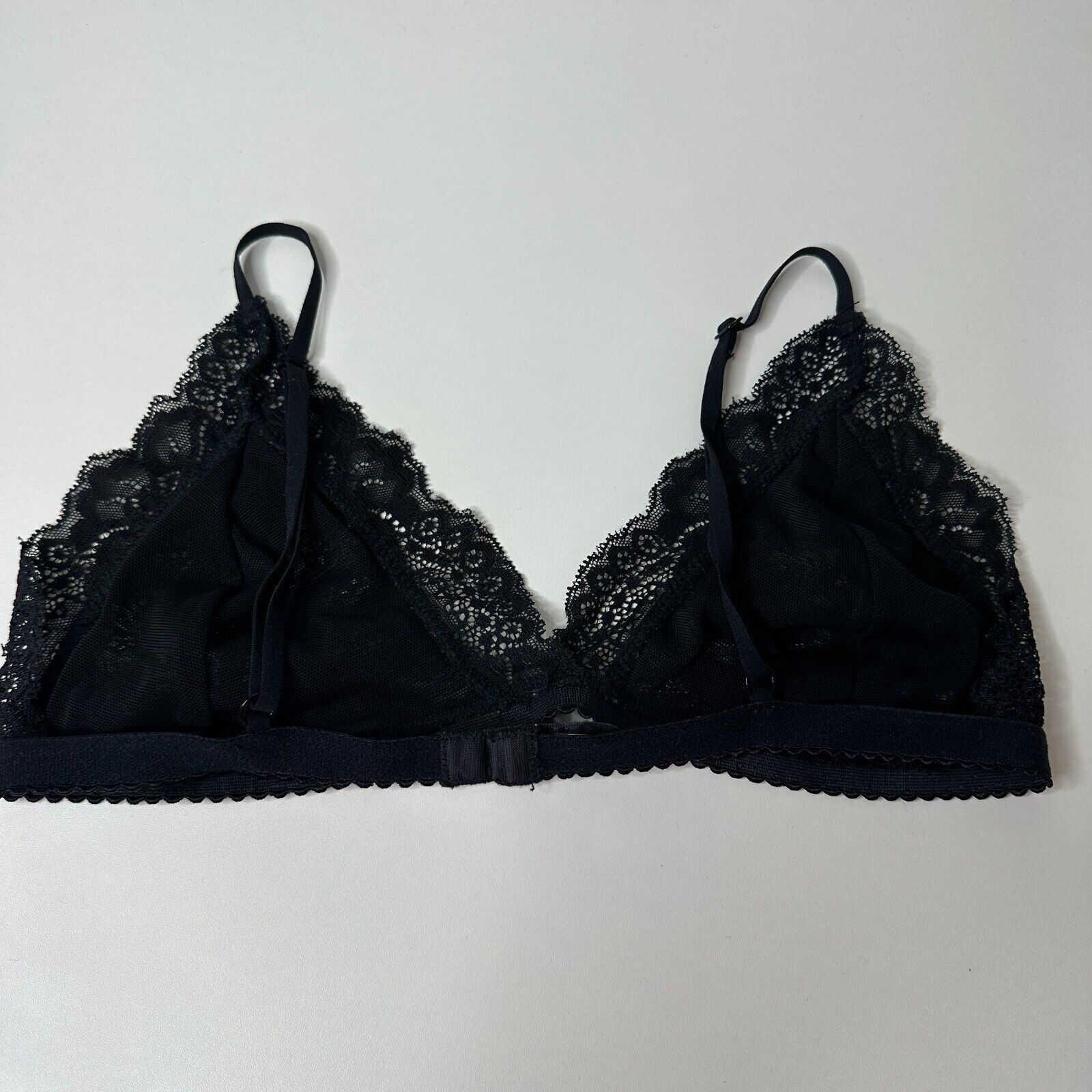 Aritzia Aritzia Talula Monterey Bralette Black Convertible Lace M Size M / US 6-8 / IT 42-44 - 3 Thumbnail
