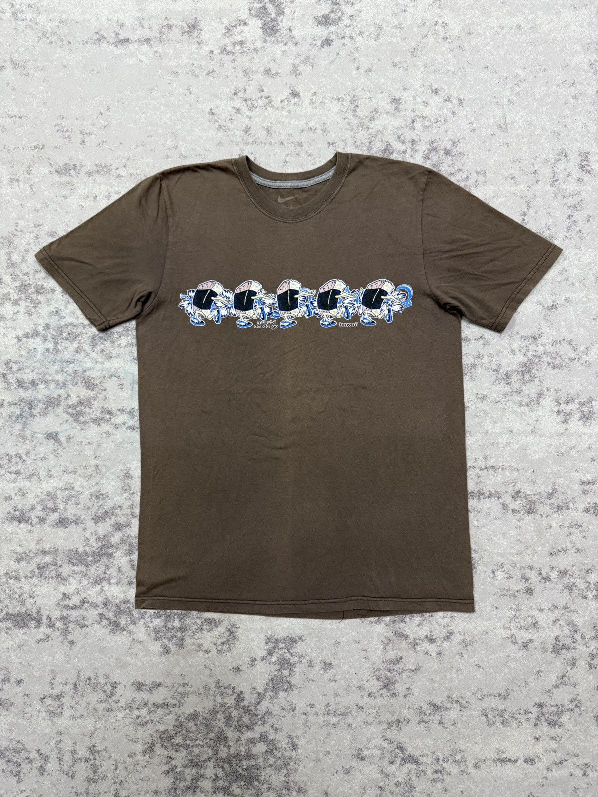 Nike Nike musubi on da go hawaii Tshirt Size US M / EU 48-50 / 2 - 1 Thumbnail