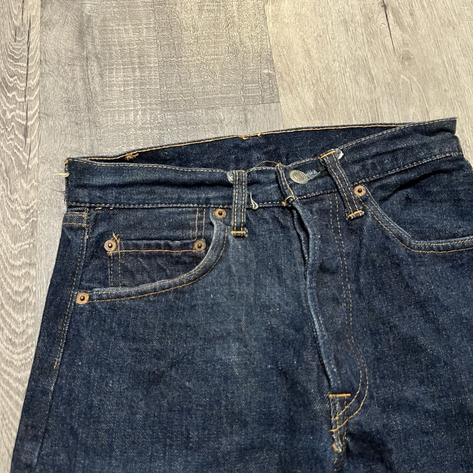 Levi's VTG 1960s Levi's Big E Dark Wash Selvedge Button Fly Jeans Size US 28 / EU 44 - 4 Thumbnail