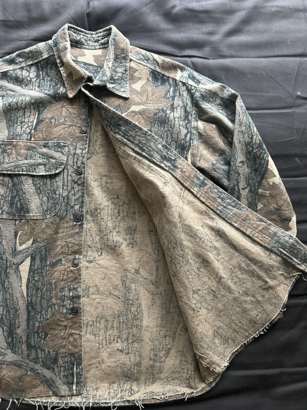 Vintage Camo button-up with fringe Size US L / EU 52-54 / 3 - 3 Thumbnail