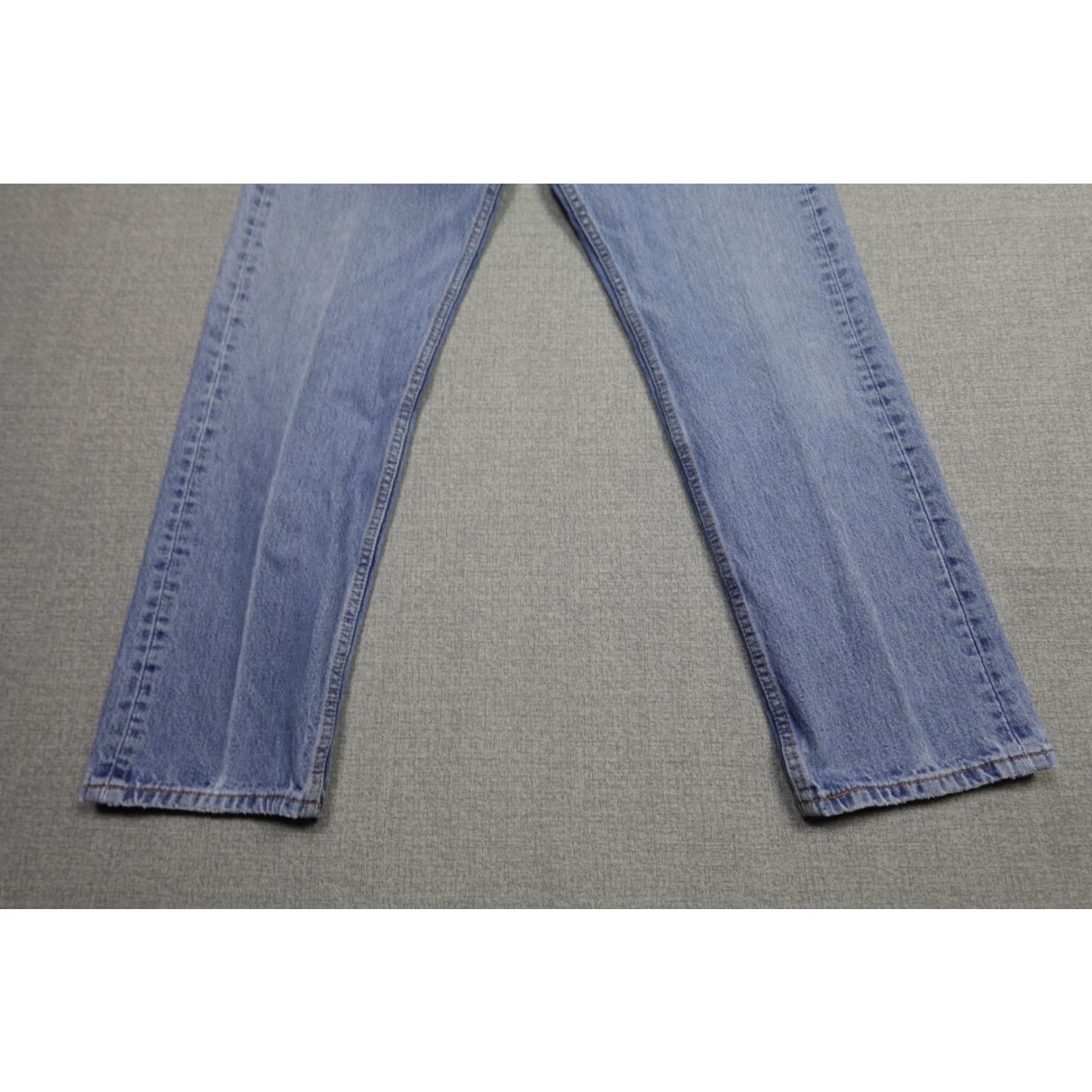 Levi's Levi's 505 Jeans Mens 36x30 Blue Regular Fit Straight Leg Light Wash 100% Cotton Size US 36 / EU 52 - 3 Thumbnail