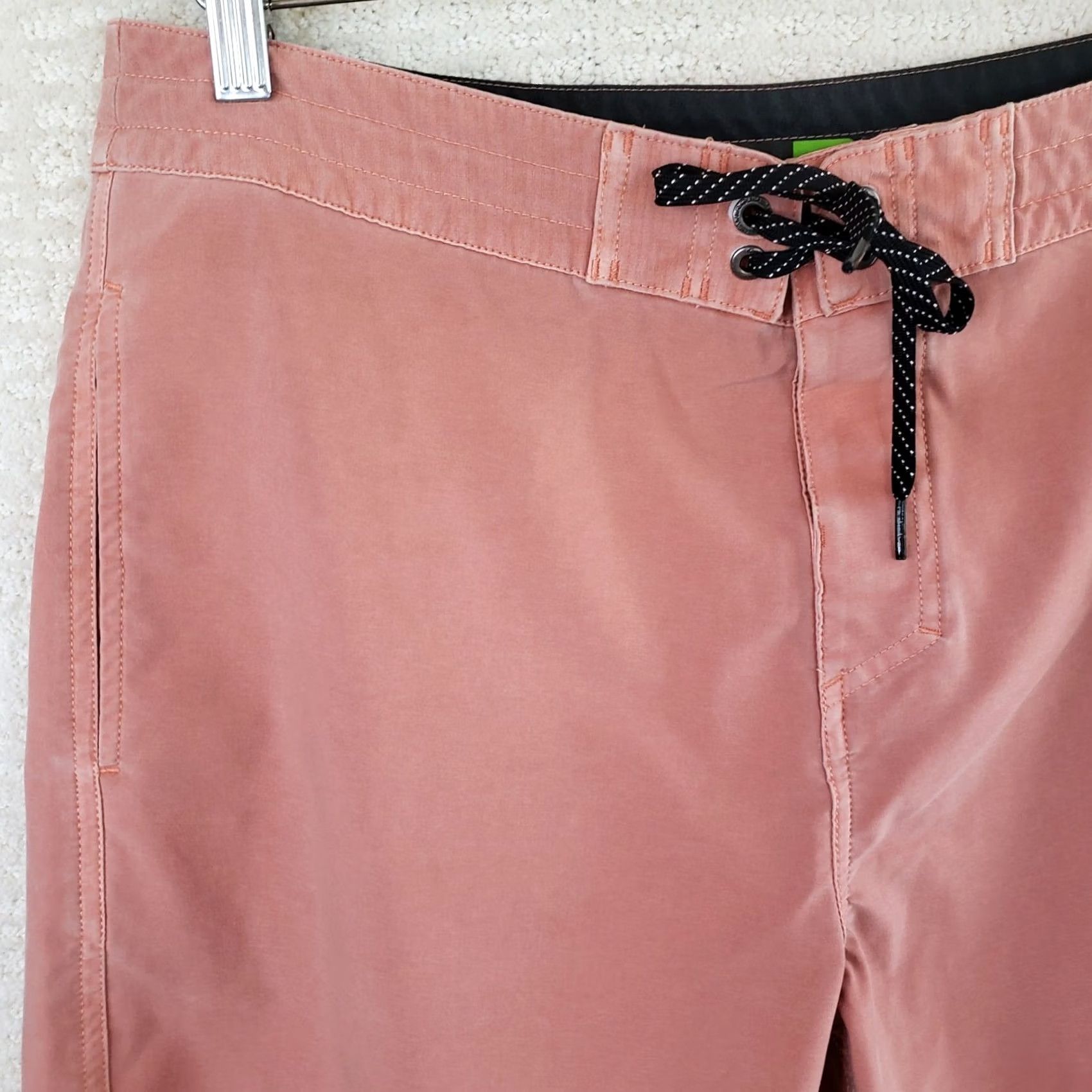 Quiksilver Quicksilver Board Shorts Mens 34x8 Pink Solid Surfing Beach Casual Wear Lifeguard Recreational Fishing Pockets Drawstring Stretch Size US 34 / EU 50 - 2 Thumbnail
