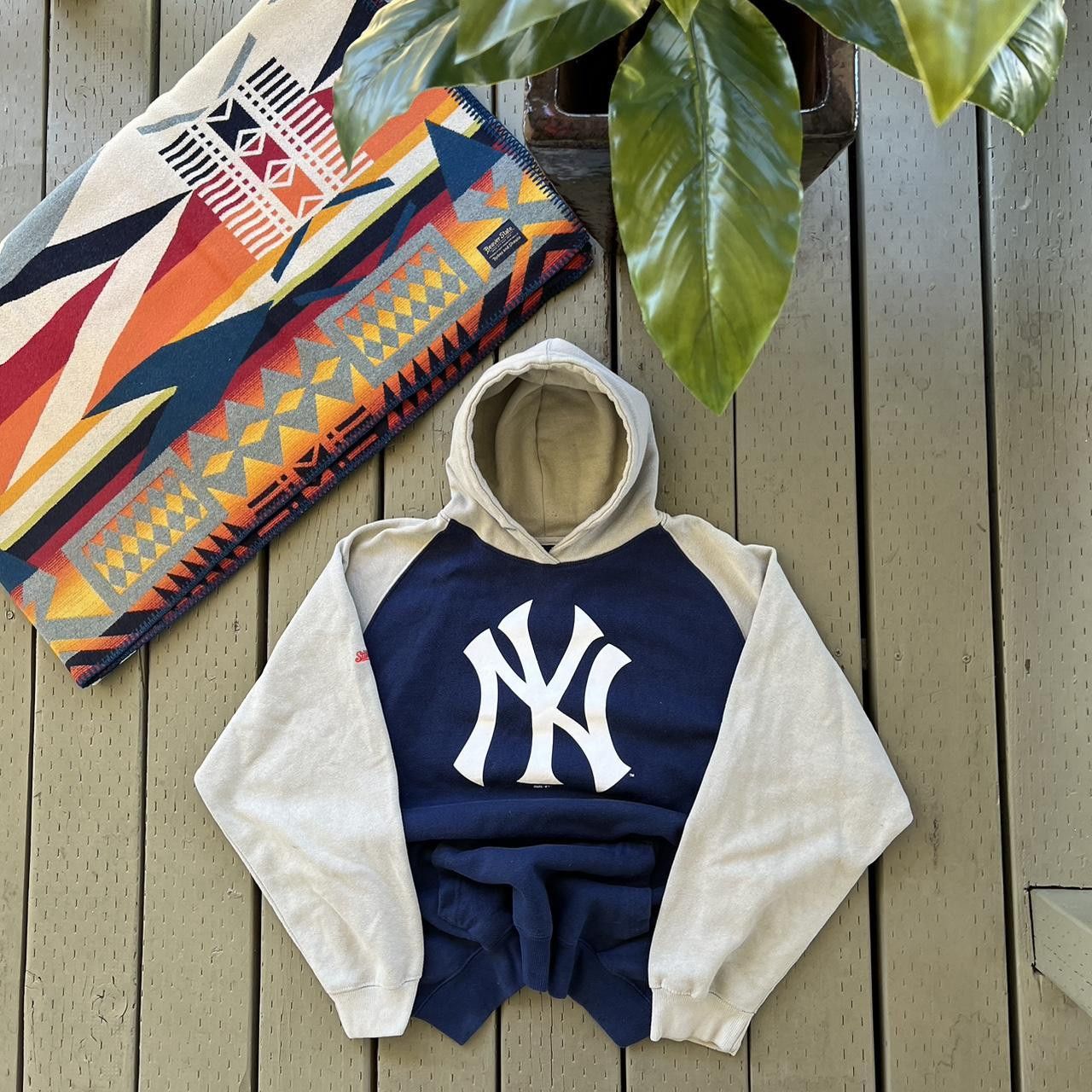 MLB Vintage Y2K New York Yankees Majestic Embroidered Hodie Size US XL / EU 56 / 4 - 2 Thumbnail
