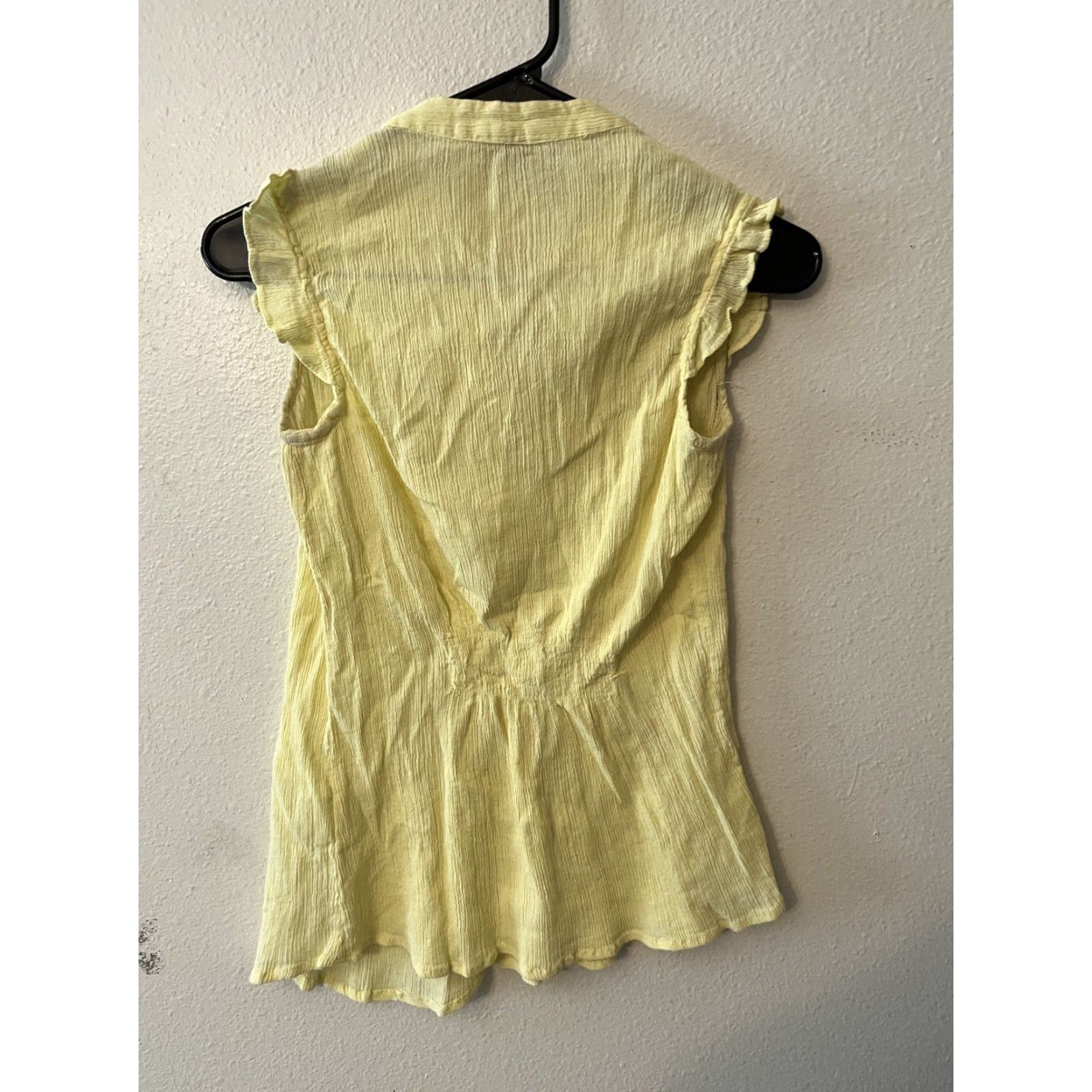 Gloria Vanderbilt VINTAGE Gloria Vanderbilt Women's Tank Top Small Yellow Sleeveless Linen V-Neck 80s Casual Office Size S / US 4 / IT 40 - 3 Thumbnail